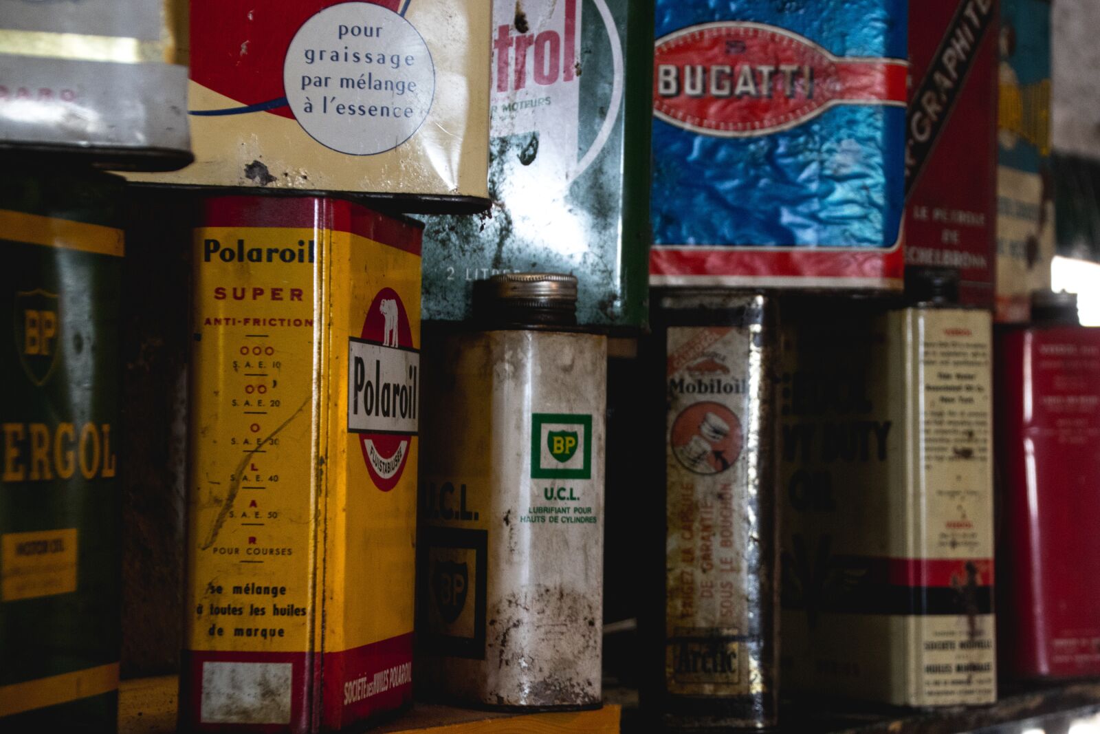 Canon EOS 80D sample photo. Oil, can, vintage photography