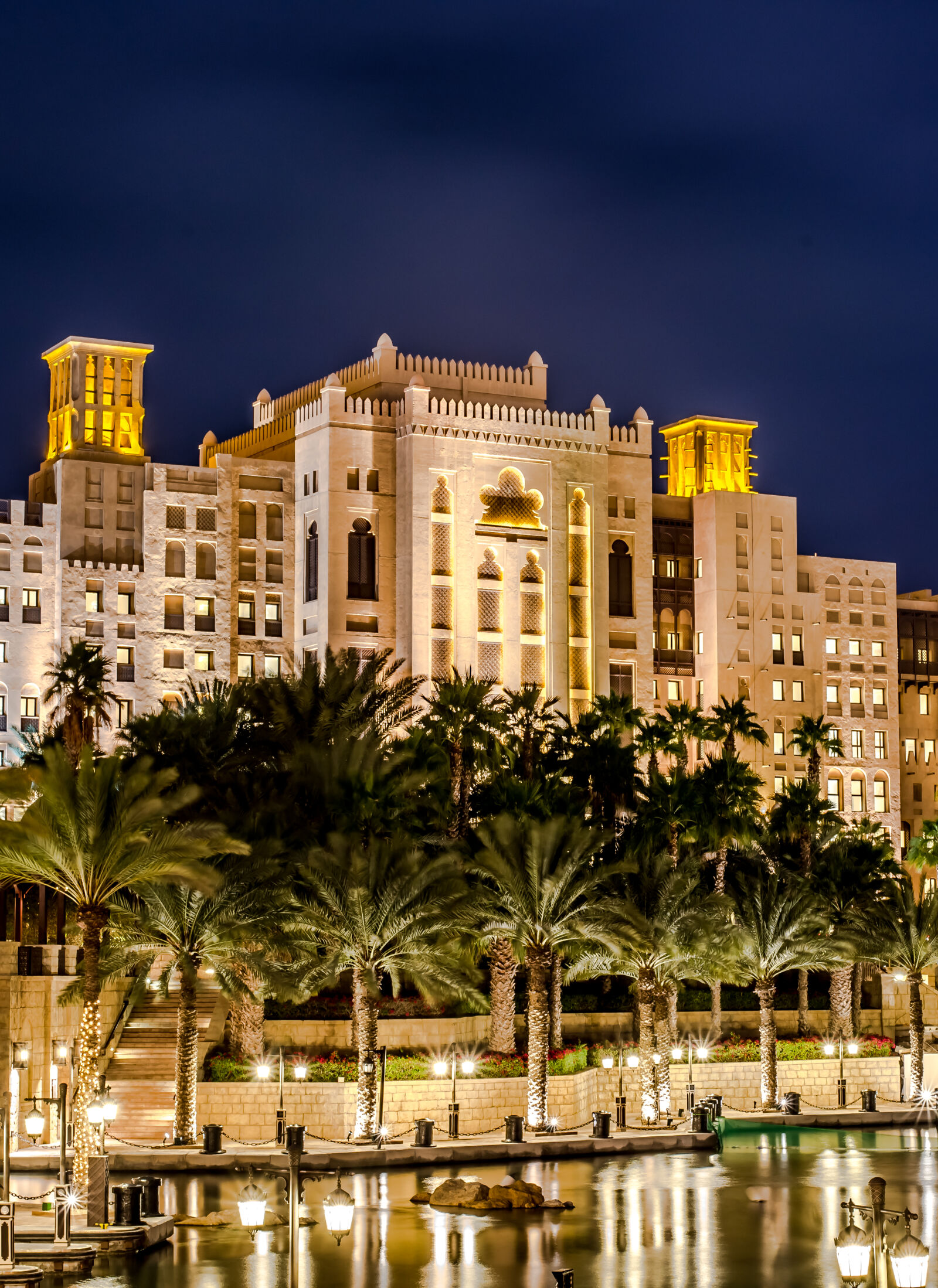 Nikon D610 + Nikon AF-S Nikkor 50mm F1.8G sample photo. Evening, dubai photography