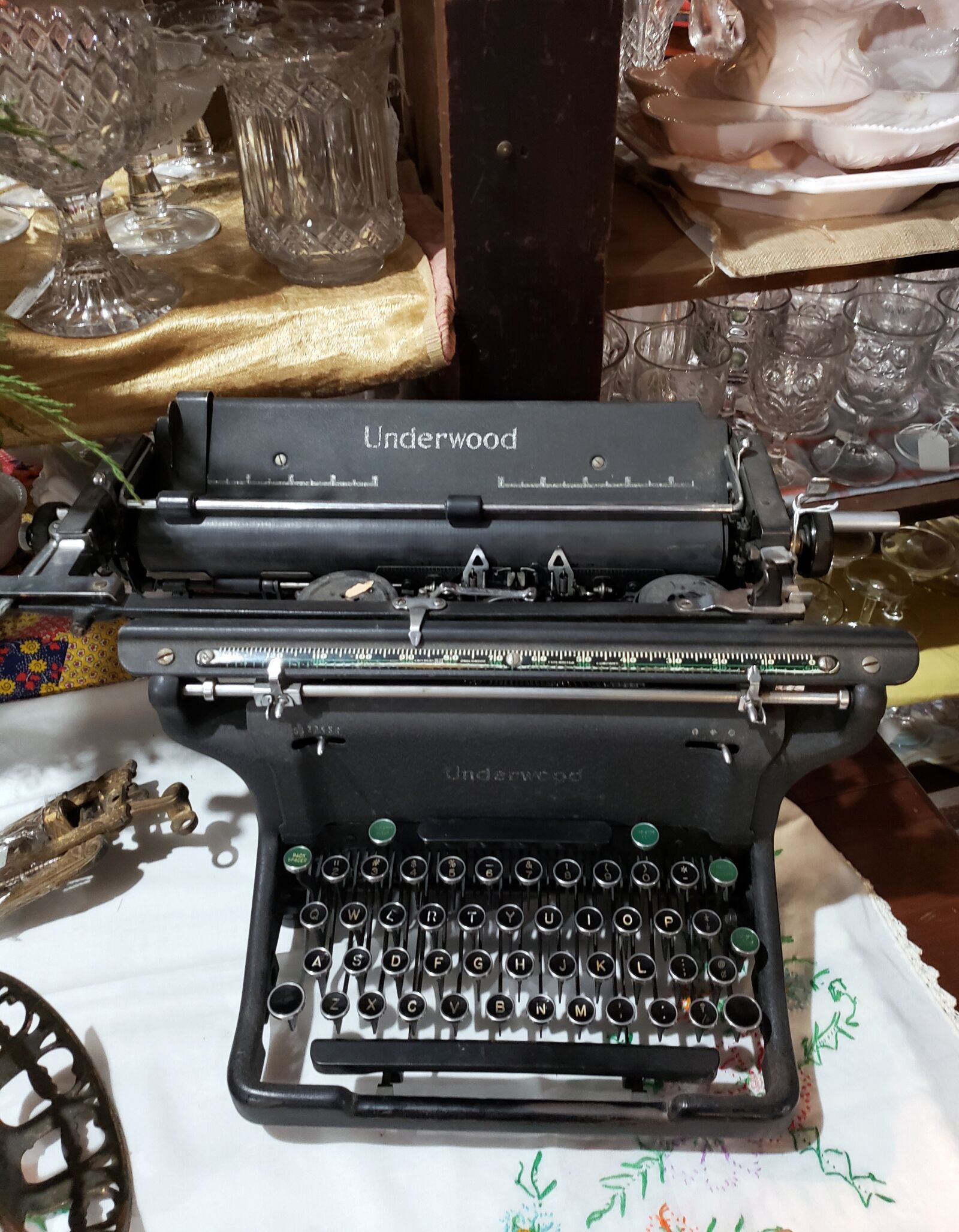 Samsung Galaxy S9 sample photo. Antique, antiques, vintage photography