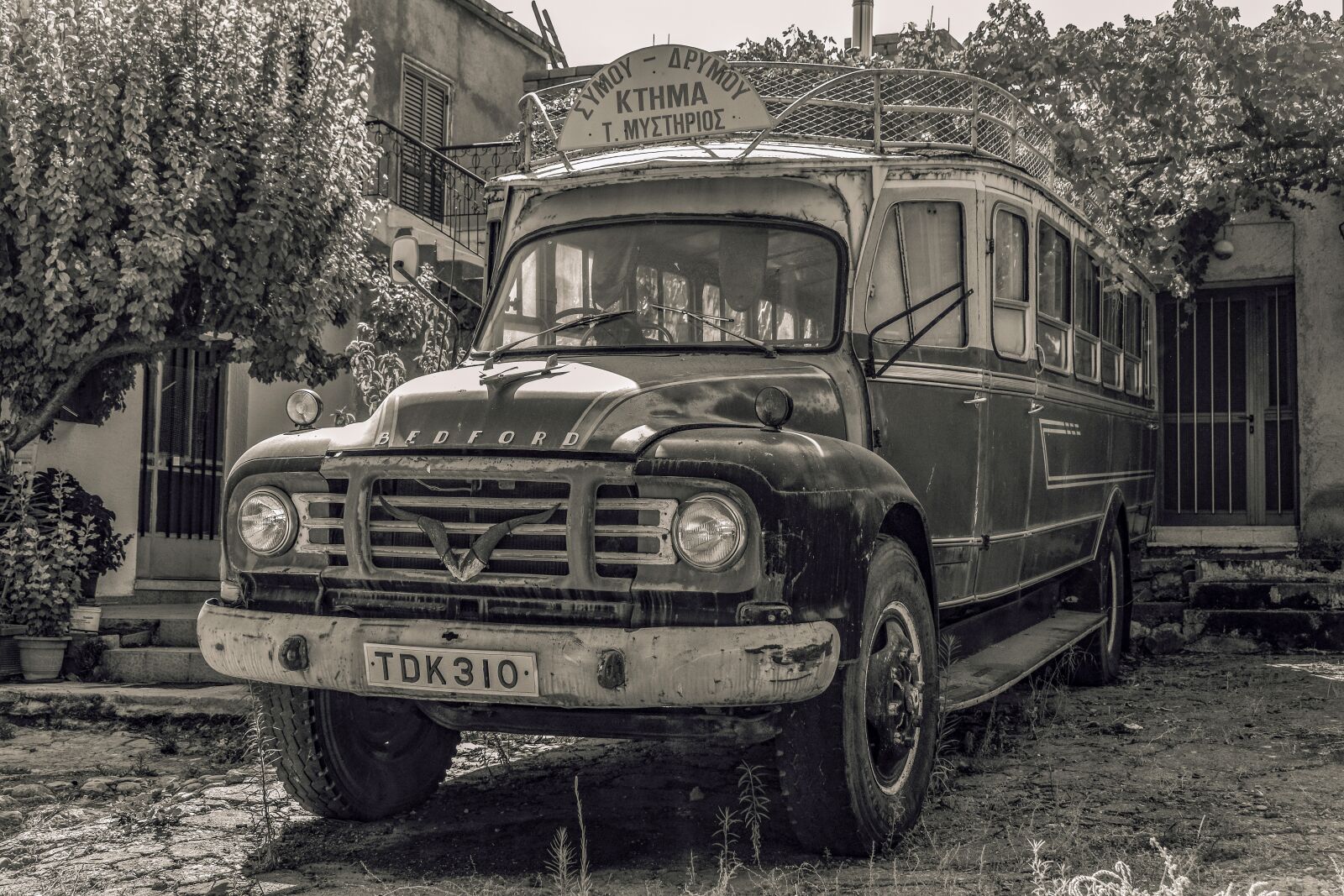 Nikon D3300 sample photo. Old truck, lorry, car photography