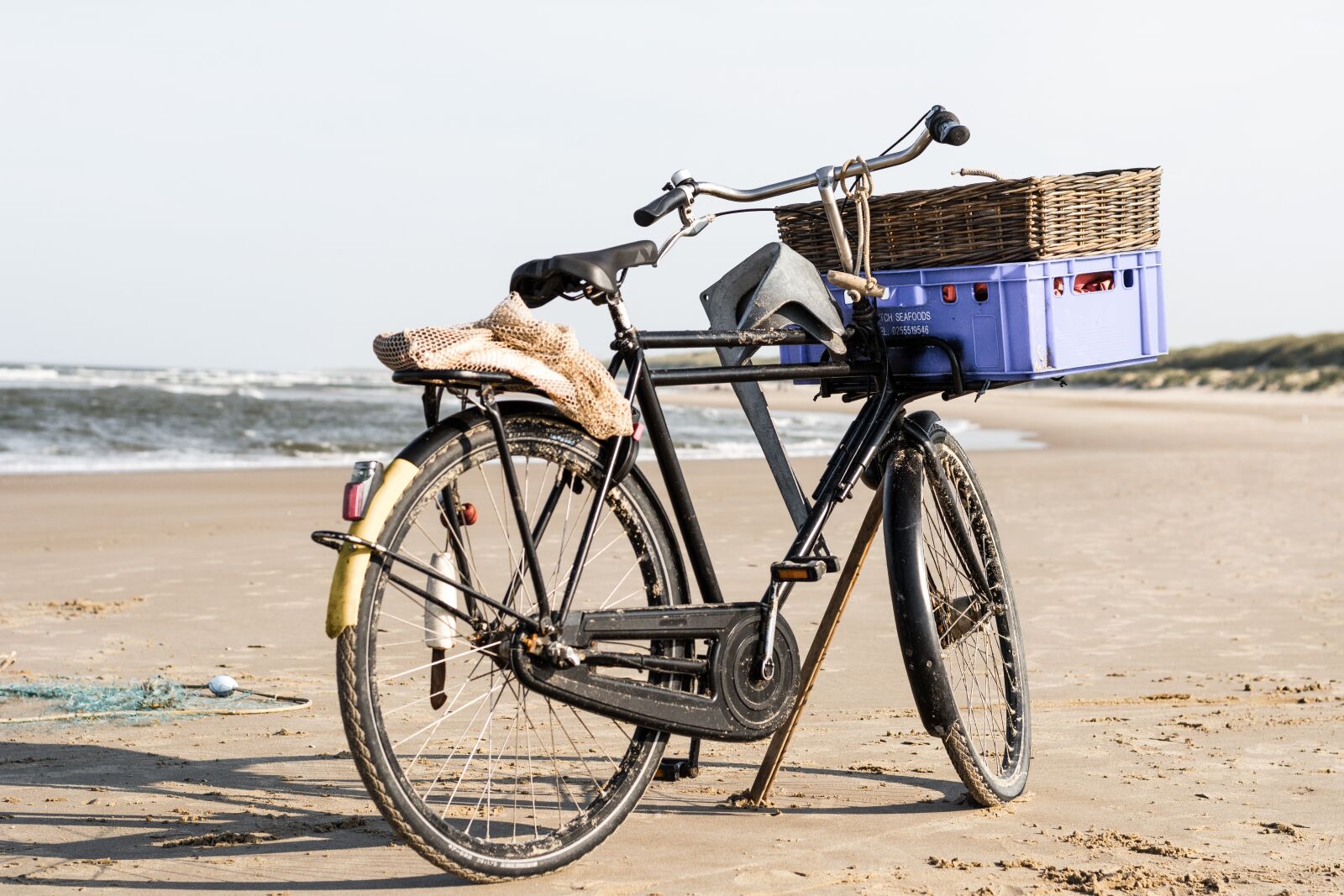 Nikon D5200 sample photo. Bicycle, beach, sea photography