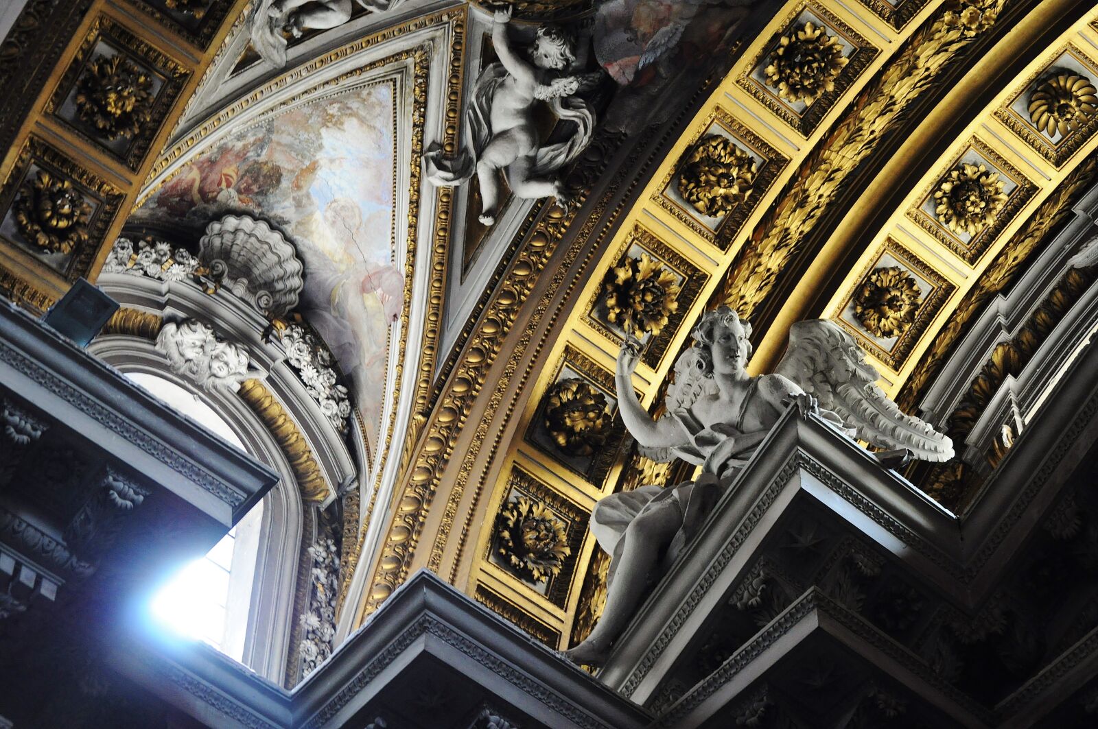 Nikon D5000 sample photo. Church, cathedral, gold, golden photography
