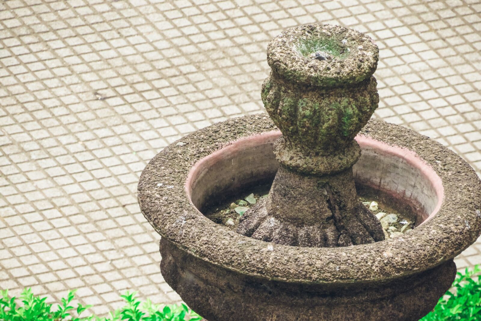 Canon PowerShot SX540 HS sample photo. Fountain, city, medellin photography