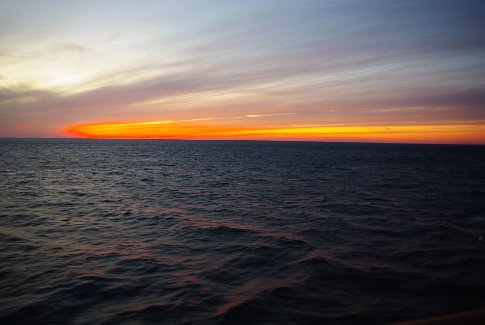 Pentax K200D sample photo. Sunset, water, ocean photography
