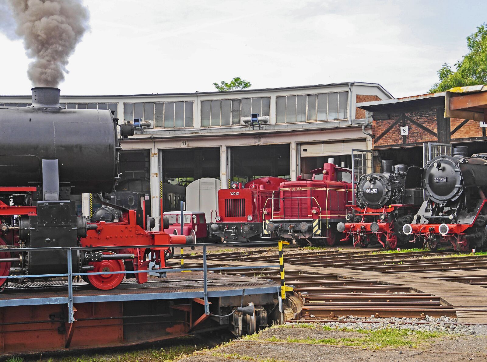 Panasonic Lumix DMC-GH3 sample photo. Steam locomotive, diesel locomotive photography