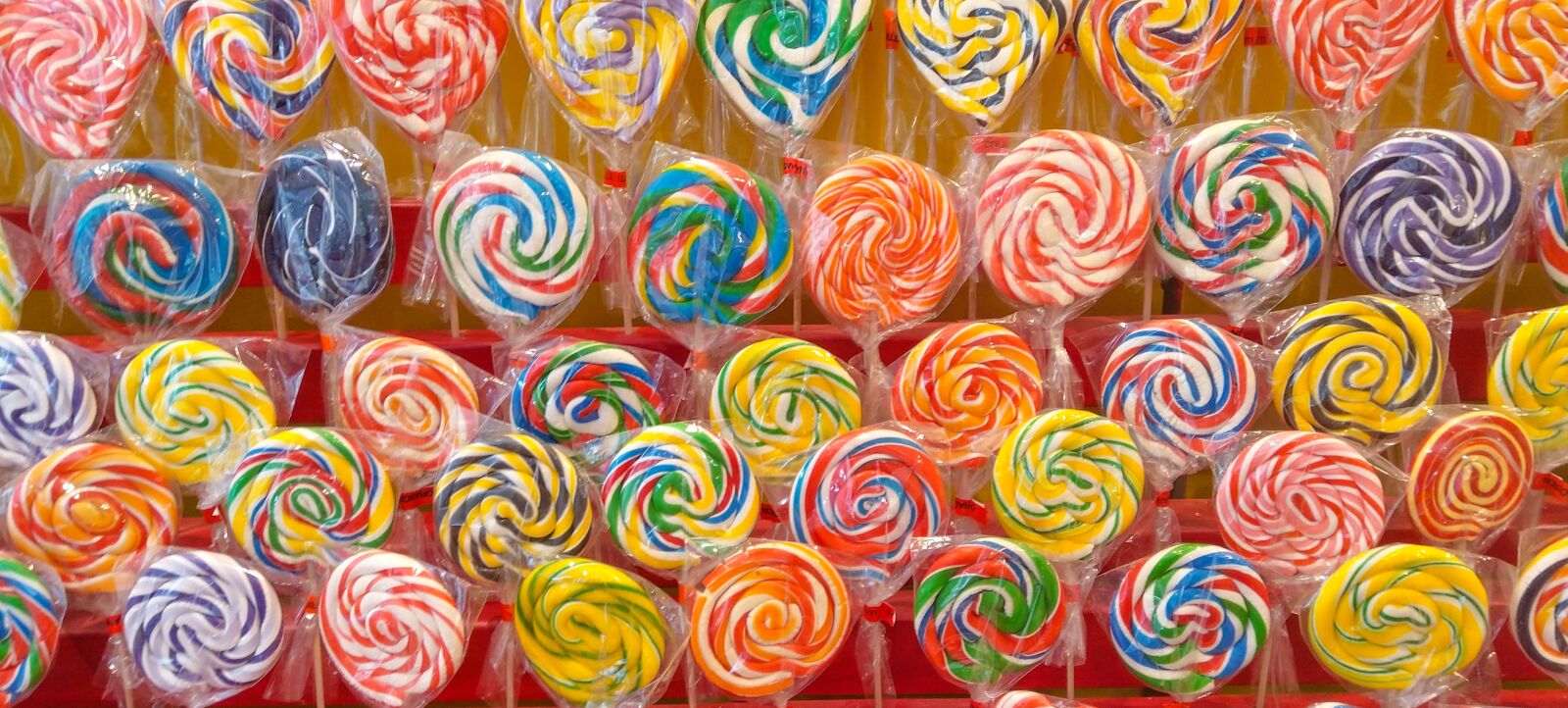 HMD Global Nokia 7 plus sample photo. Lollypop, candy, store photography