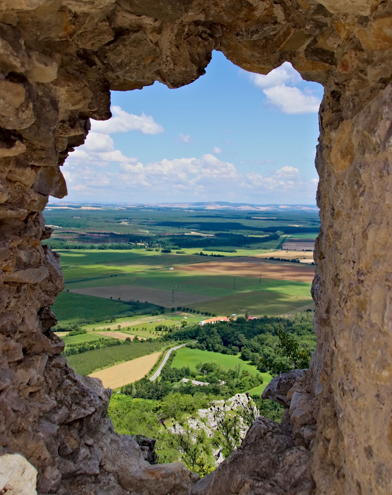 Canon EOS 77D (EOS 9000D / EOS 770D) sample photo. View, window, ruins photography