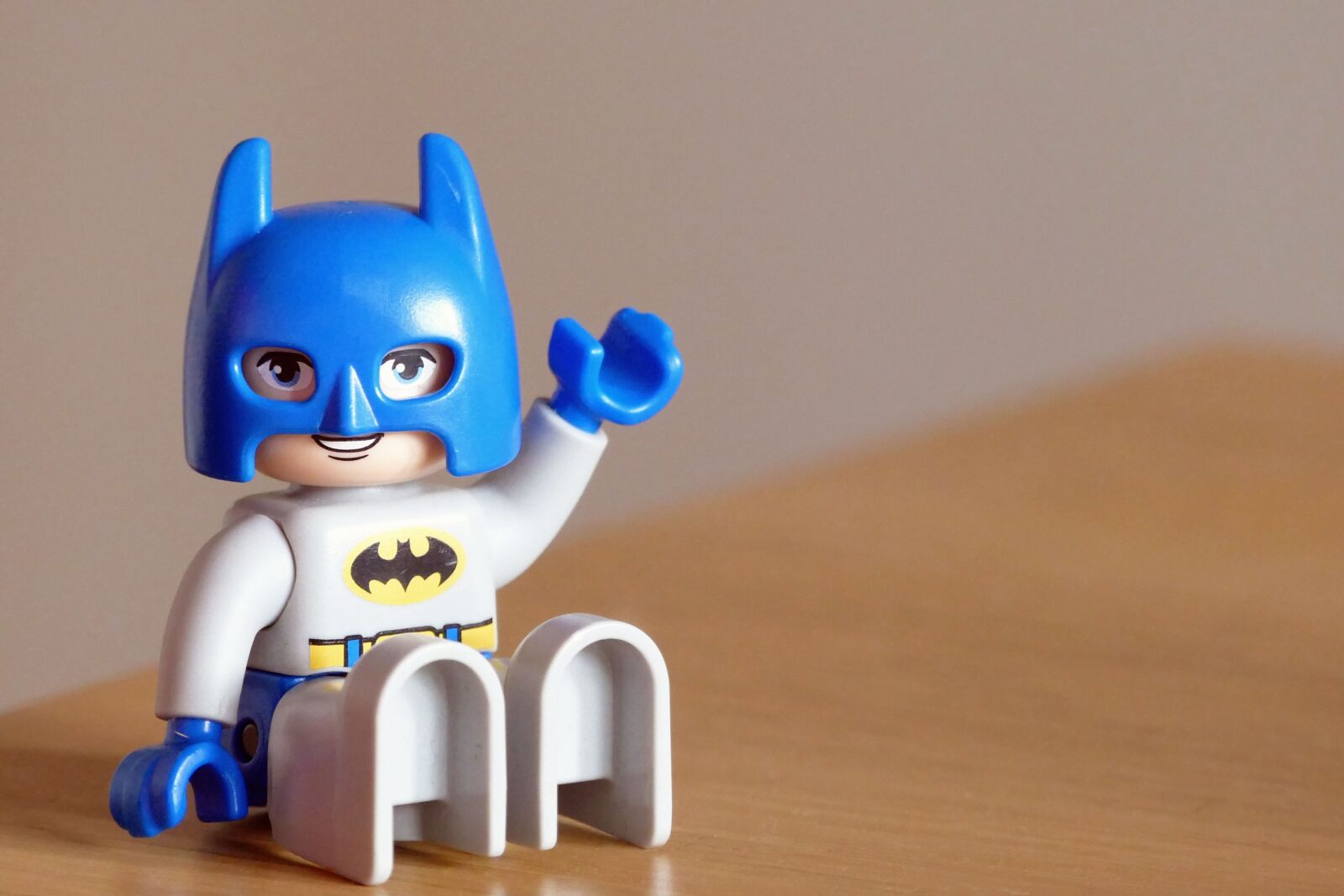 Panasonic Lumix DMC-FZ1000 sample photo. Batman, toy, happy photography