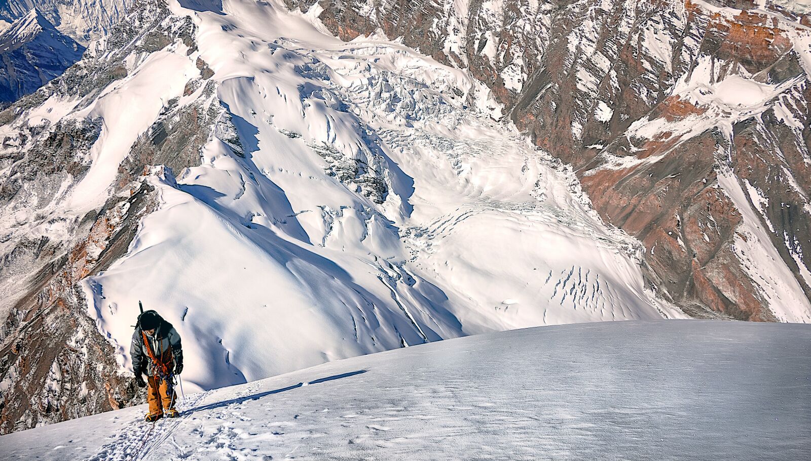 Panasonic Lumix DMC-GF2 sample photo. Himalayas, mountaineering, adventure photography