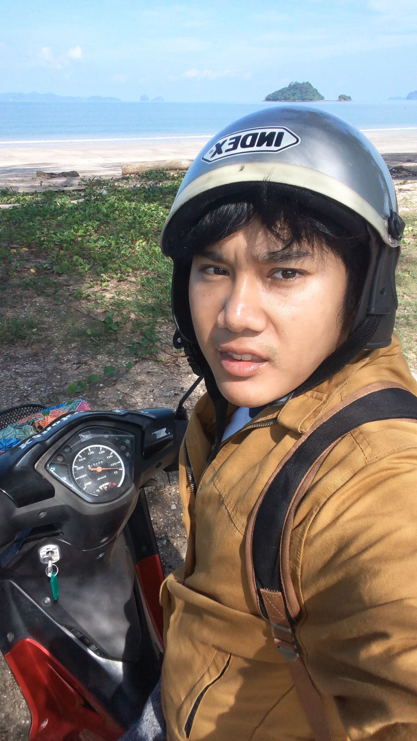 LG G5 sample photo. Hello, thai, boy photography