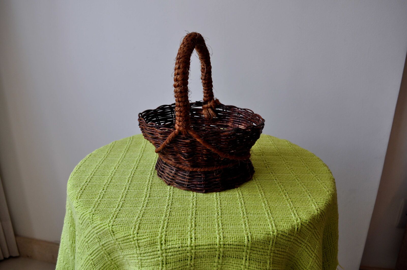 Nikon D5000 sample photo. Brown, decorative, wicker, baskets photography