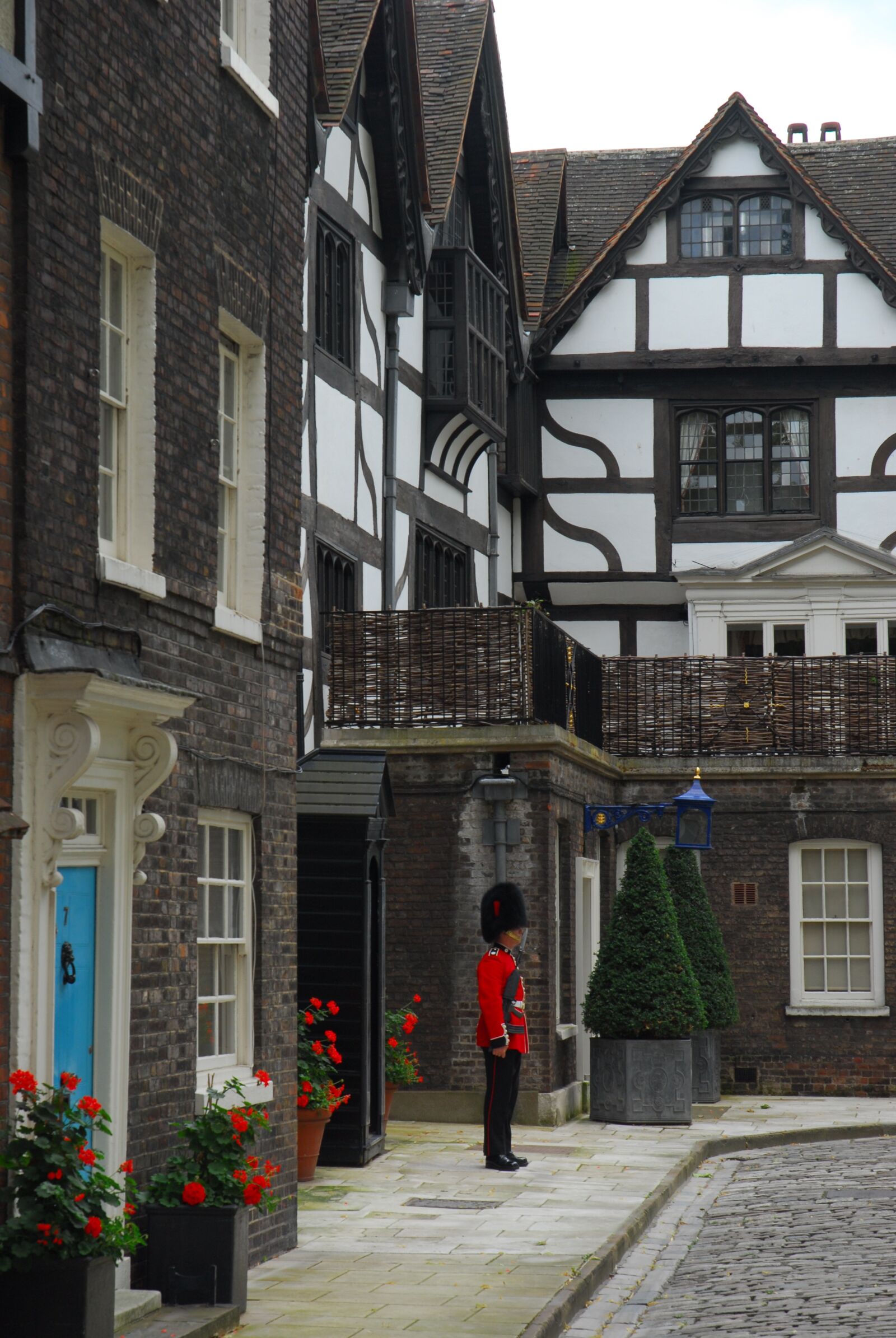 Nikon D200 sample photo. Tower of london, london photography