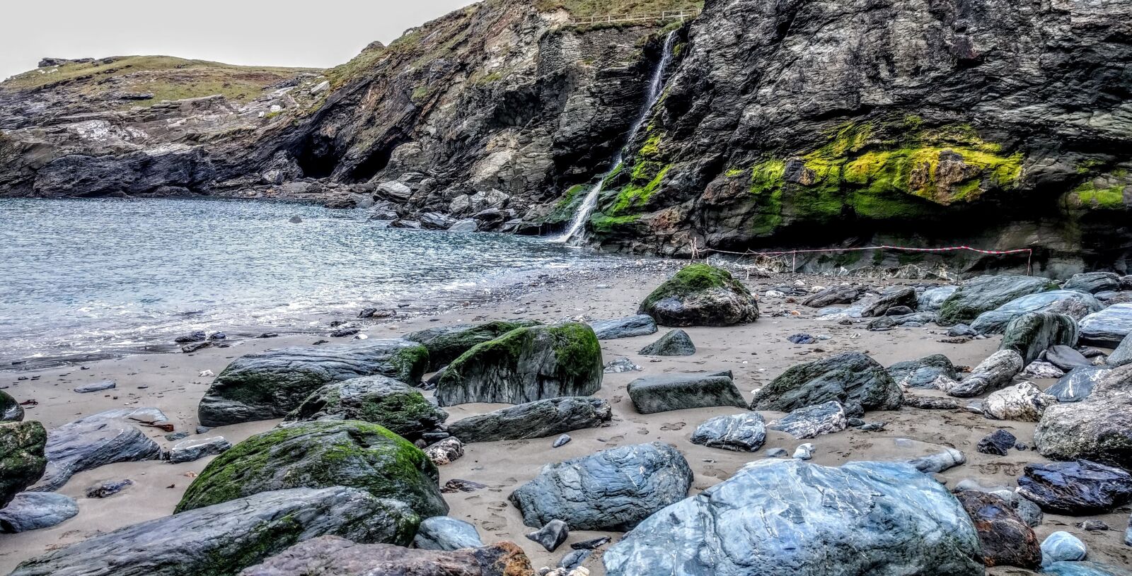 Google Nexus 6P sample photo. Rocks, sea, waterfall photography