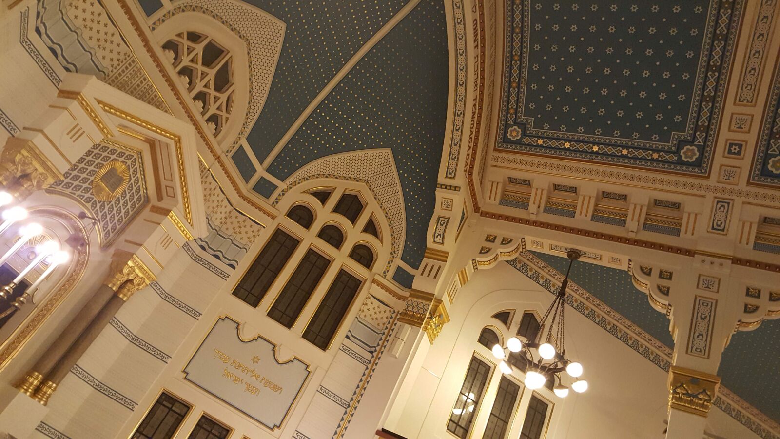 Samsung GALAXY S6 edge sample photo. Synagogue, jewish, budapest photography