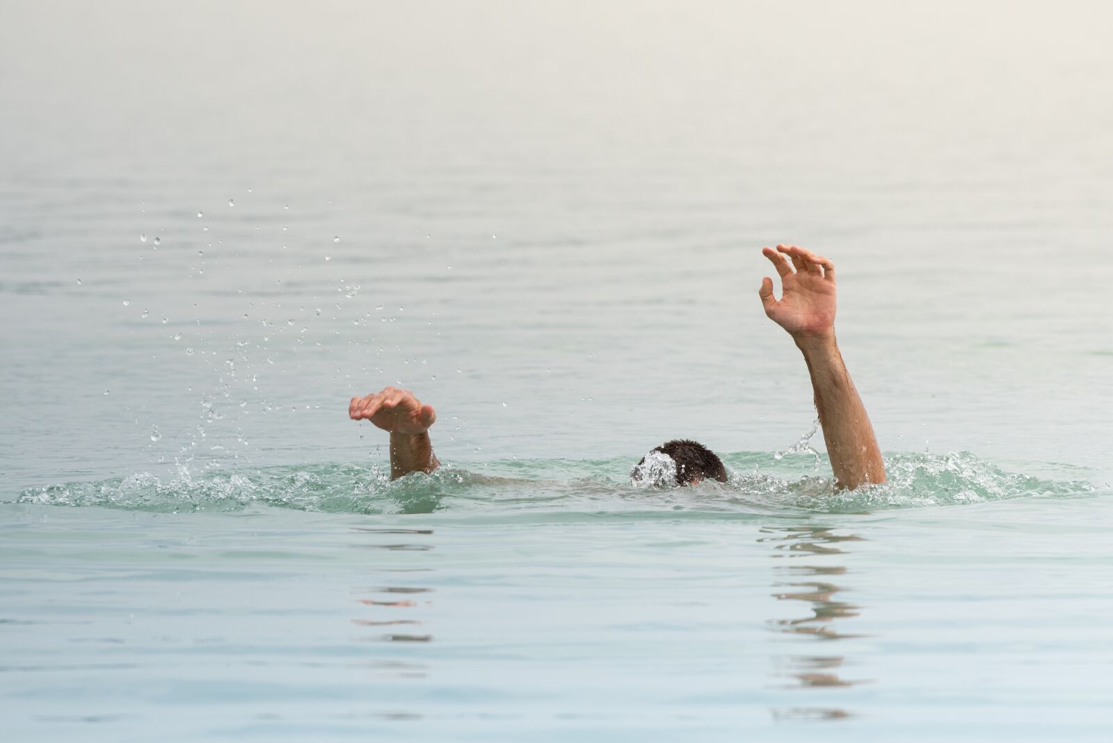 Nikon D750 sample photo. Drown, people in the photography