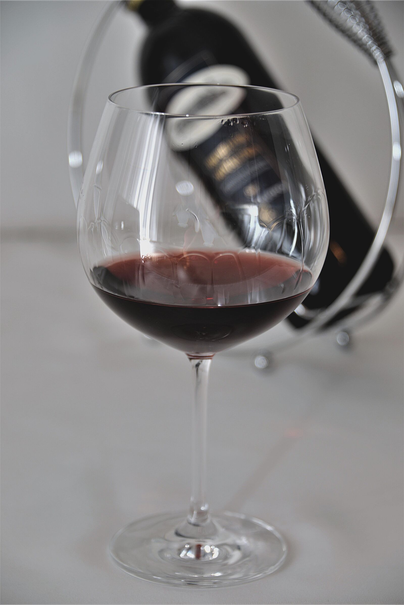 Nikon D610 sample photo. Wine glass, red wine photography