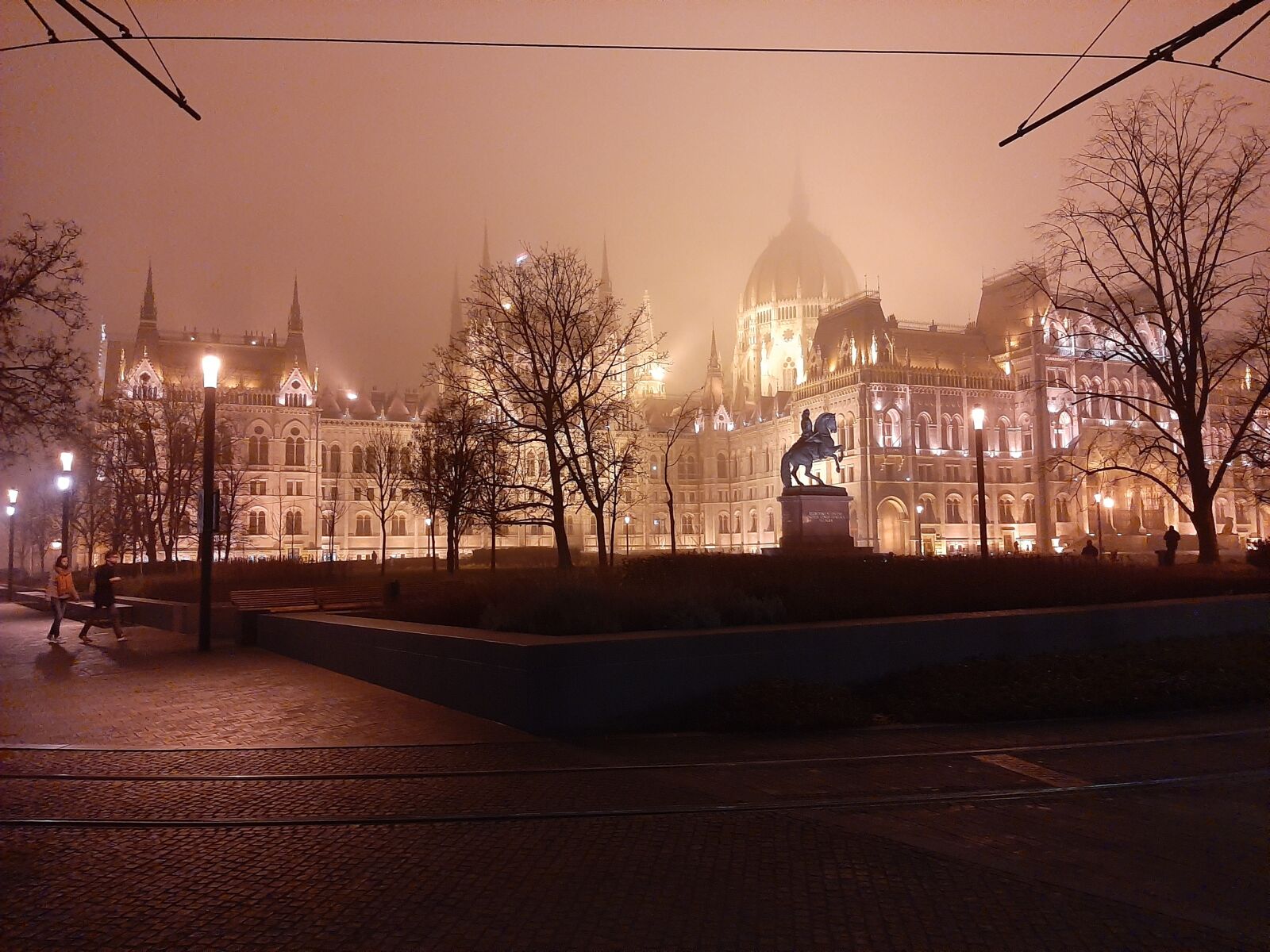 Samsung Galaxy A50 sample photo. Budapest, hungary, building photography
