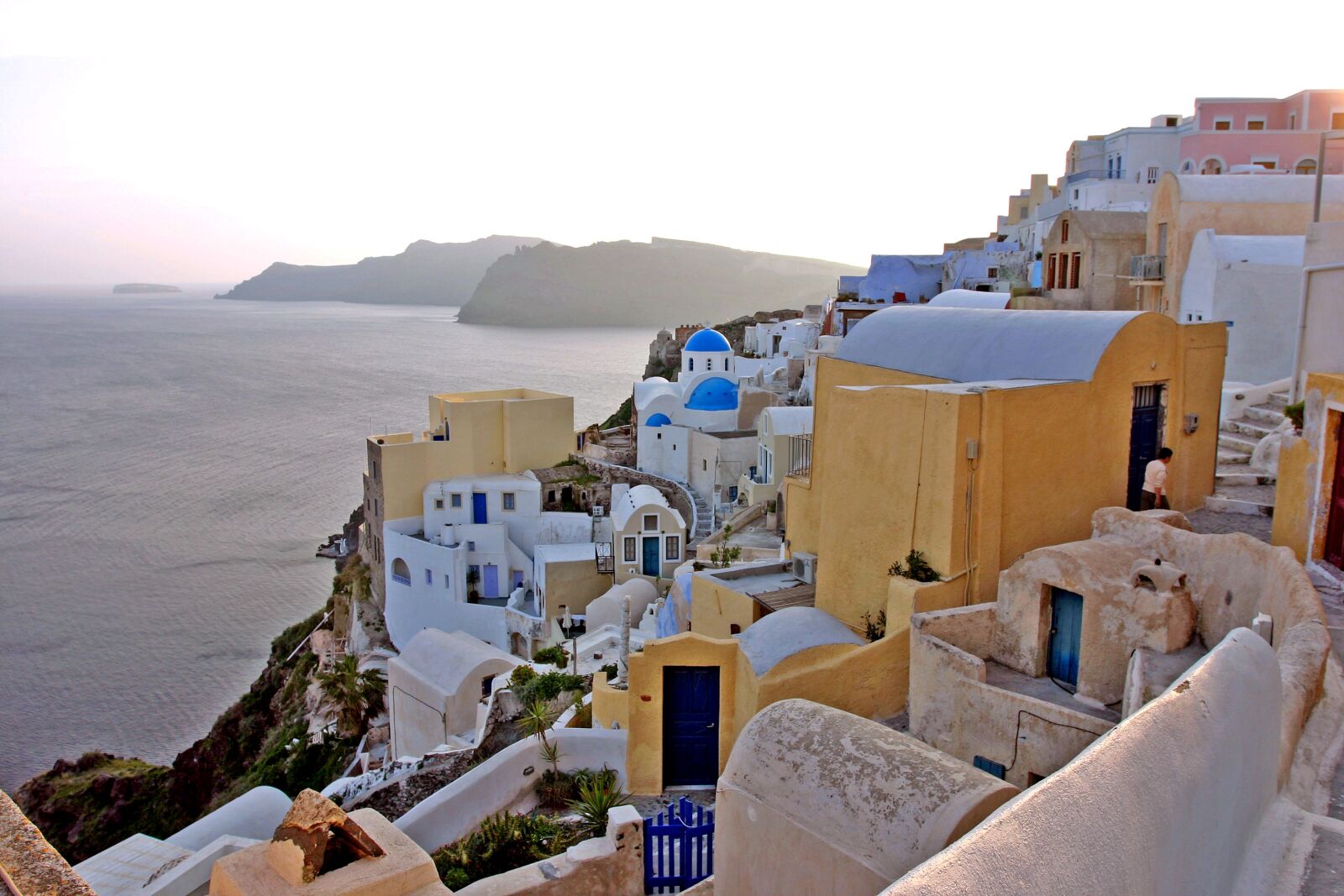 Canon EOS 300D (EOS Digital Rebel / EOS Kiss Digital) sample photo. Santorini, oia, landscape photography