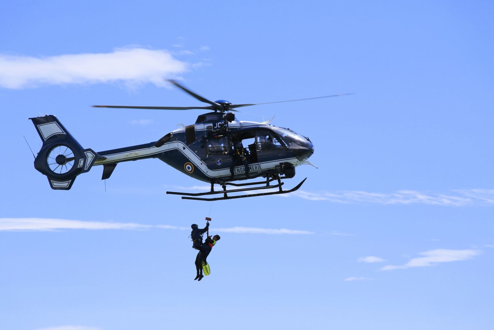 Canon EOS 5D Mark III sample photo. Helicopter, driver, national gendarmerie photography