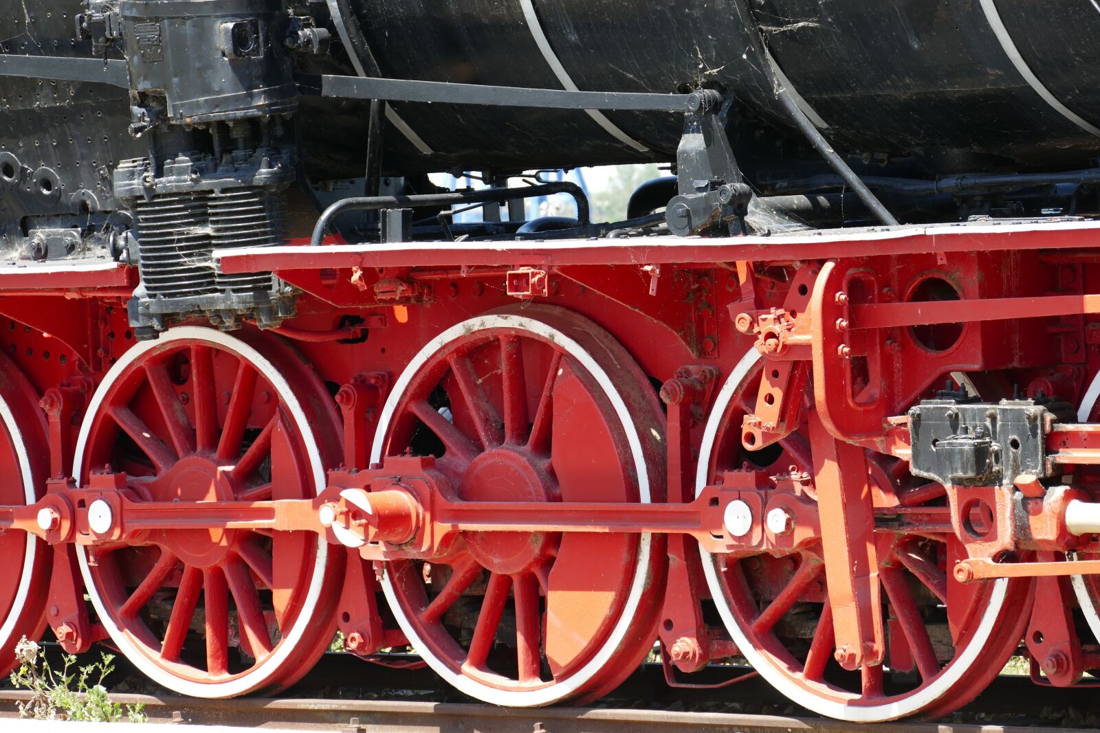 Panasonic Lumix DMC-FZ1000 sample photo. Locomotive, steam locomotive, railway photography