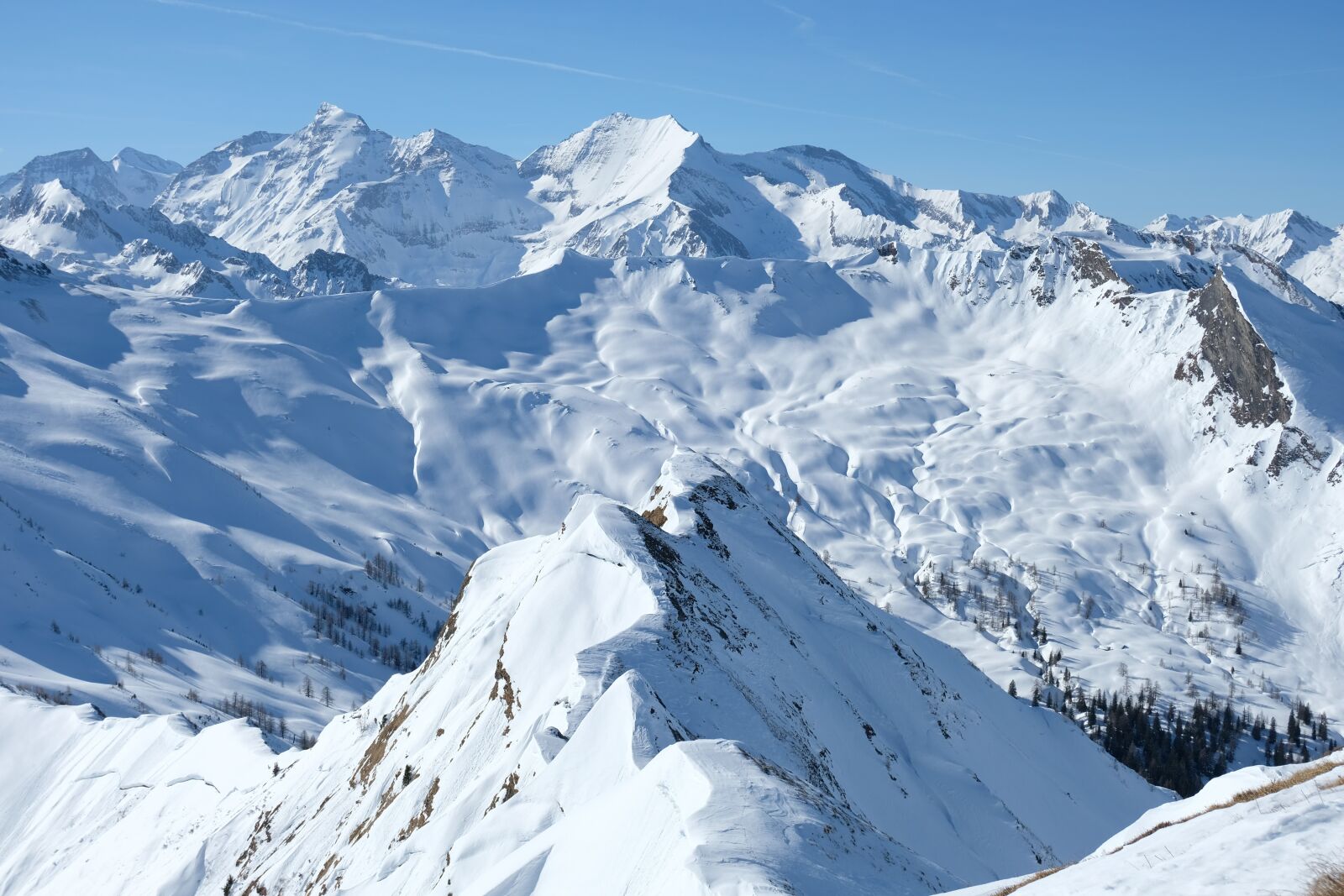 Fujifilm XC 15-45mm F3.5-5.6 OIS PZ sample photo. Nature, landscape, mountains photography