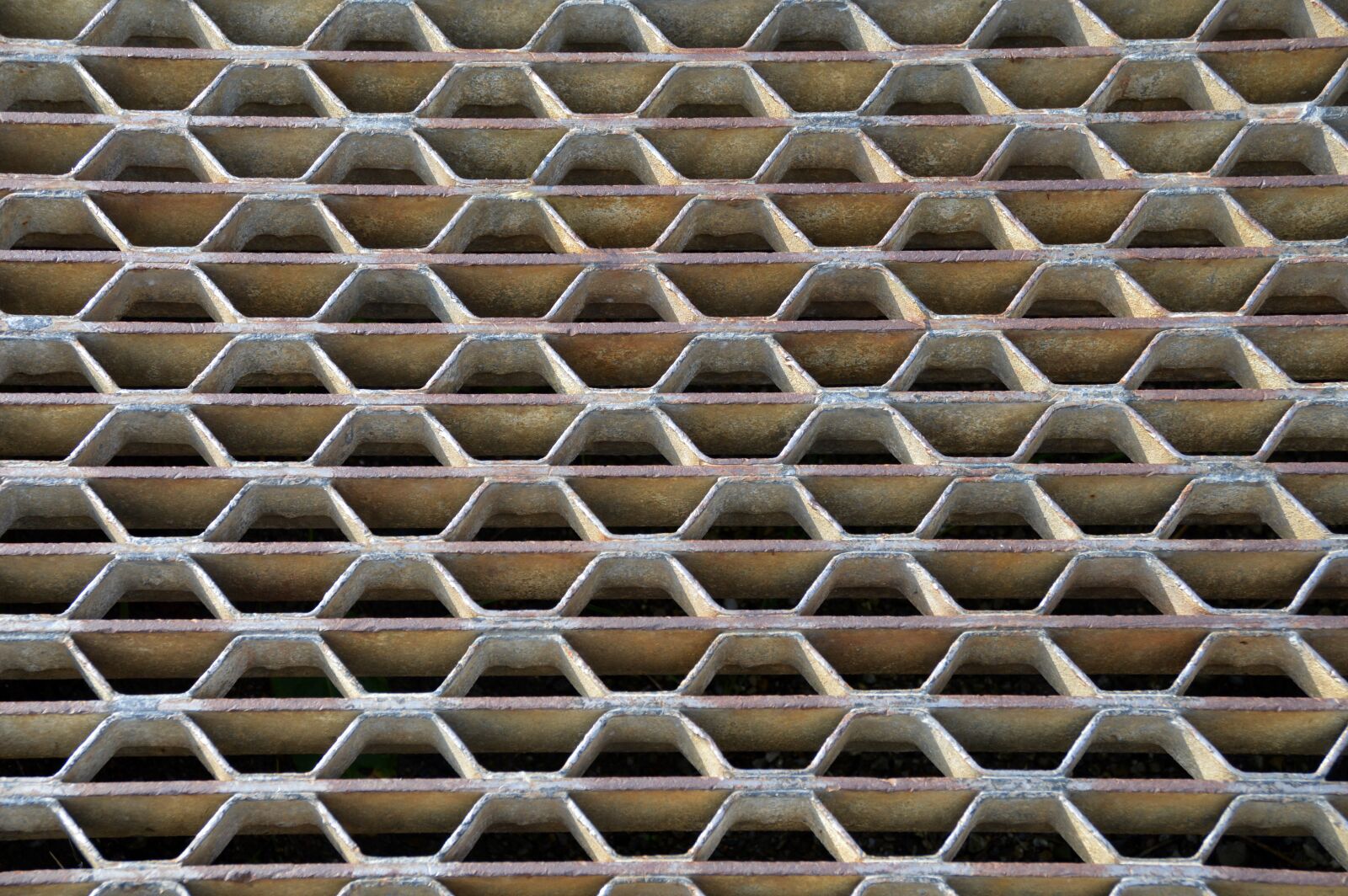 Nikon D3200 sample photo. Texture, grid, graphic photography