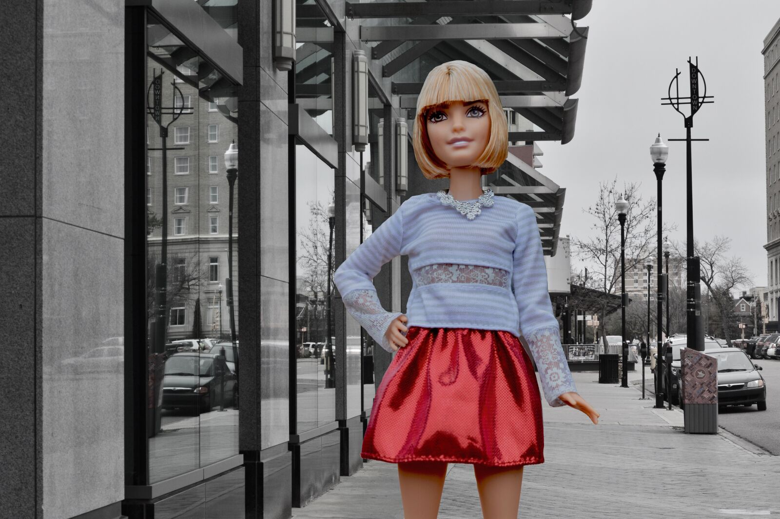 Nikon D3200 sample photo. Barbie doll, posing, city photography