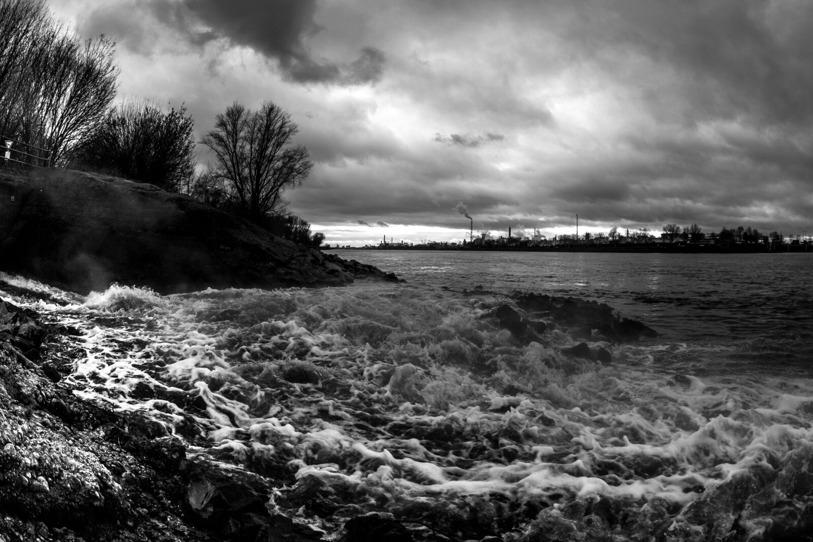 Canon EOS 600D (Rebel EOS T3i / EOS Kiss X5) sample photo. Rhine, water, sunset photography