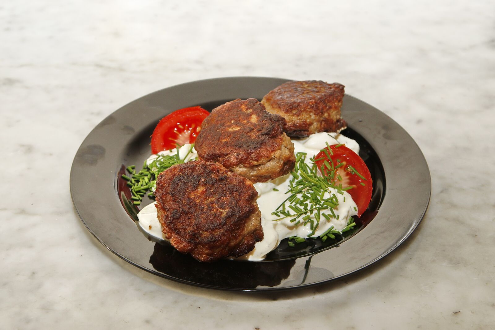 Canon EOS-1D Mark III sample photo. Meatballs, food, dining photography