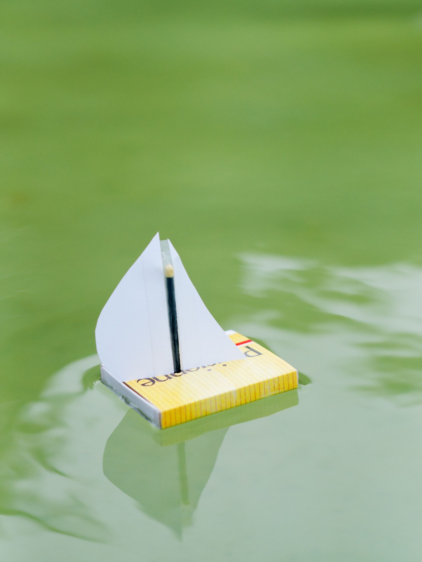 Nikon D90 sample photo. Paper, boat, fold photography