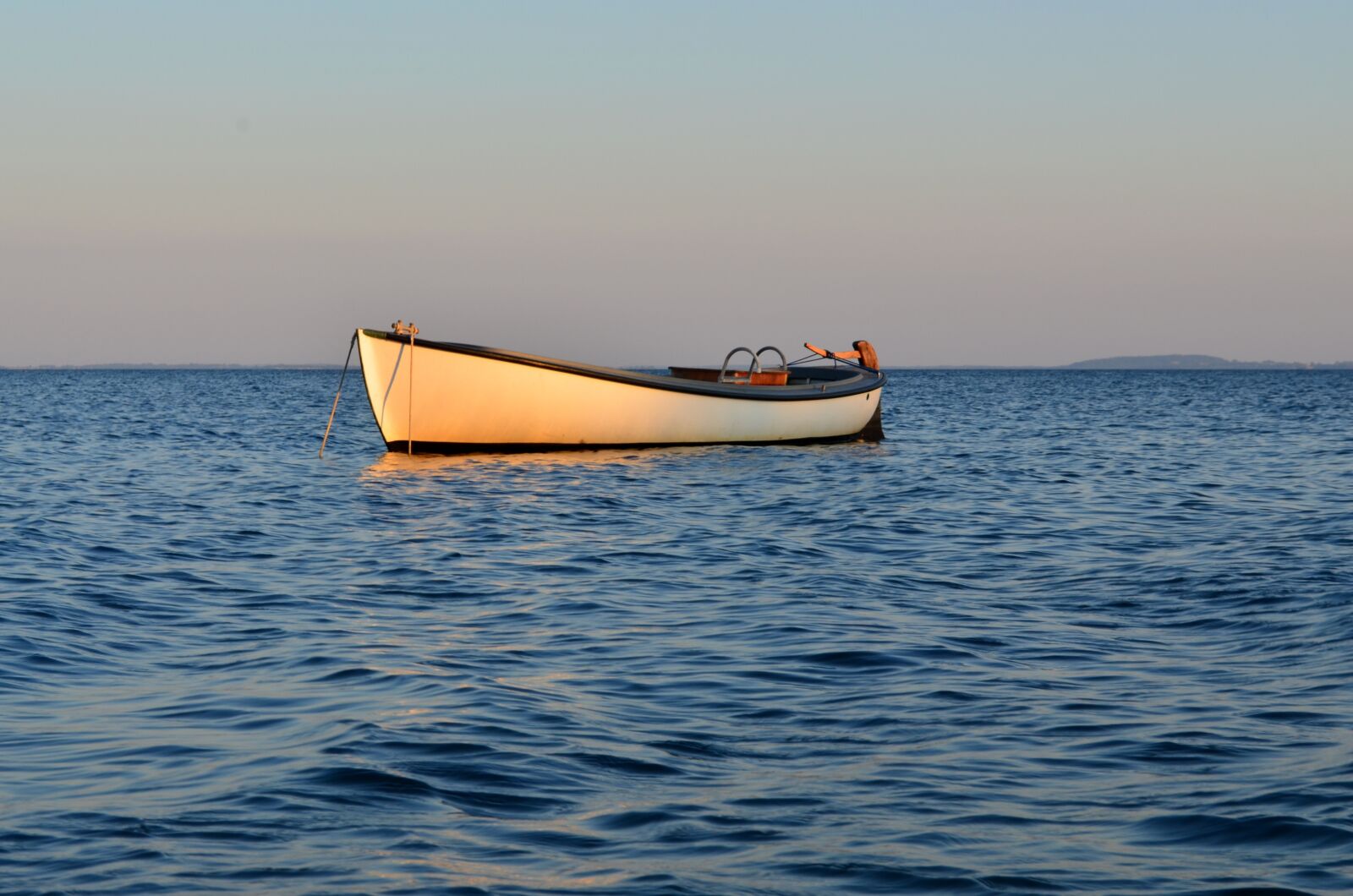 Nikon D5100 sample photo. Boat, sea, water photography