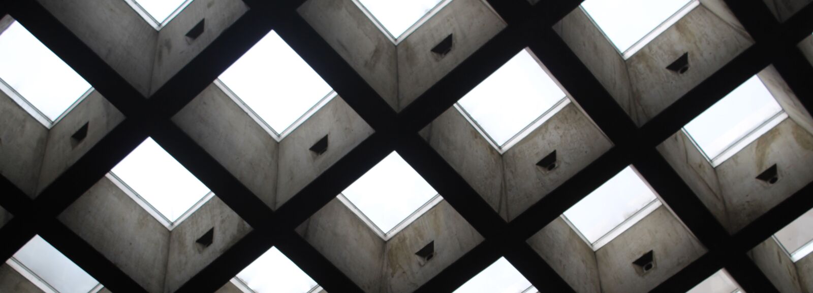 Canon EOS 1300D (EOS Rebel T6 / EOS Kiss X80) sample photo. Pattern, concrete, cement photography