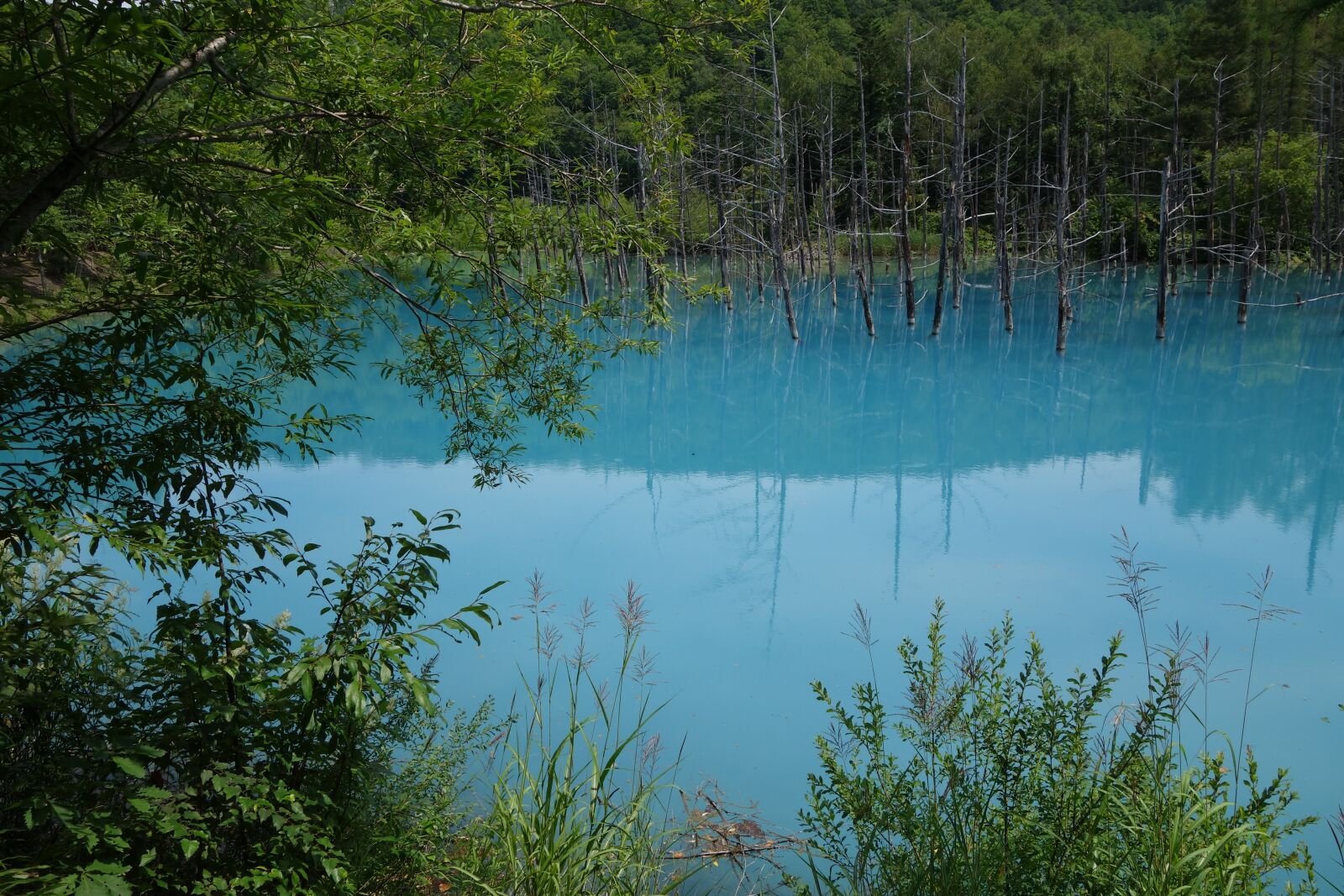 Sony Cyber-shot DSC-RX100 II sample photo. Lake, blue lake, blue photography