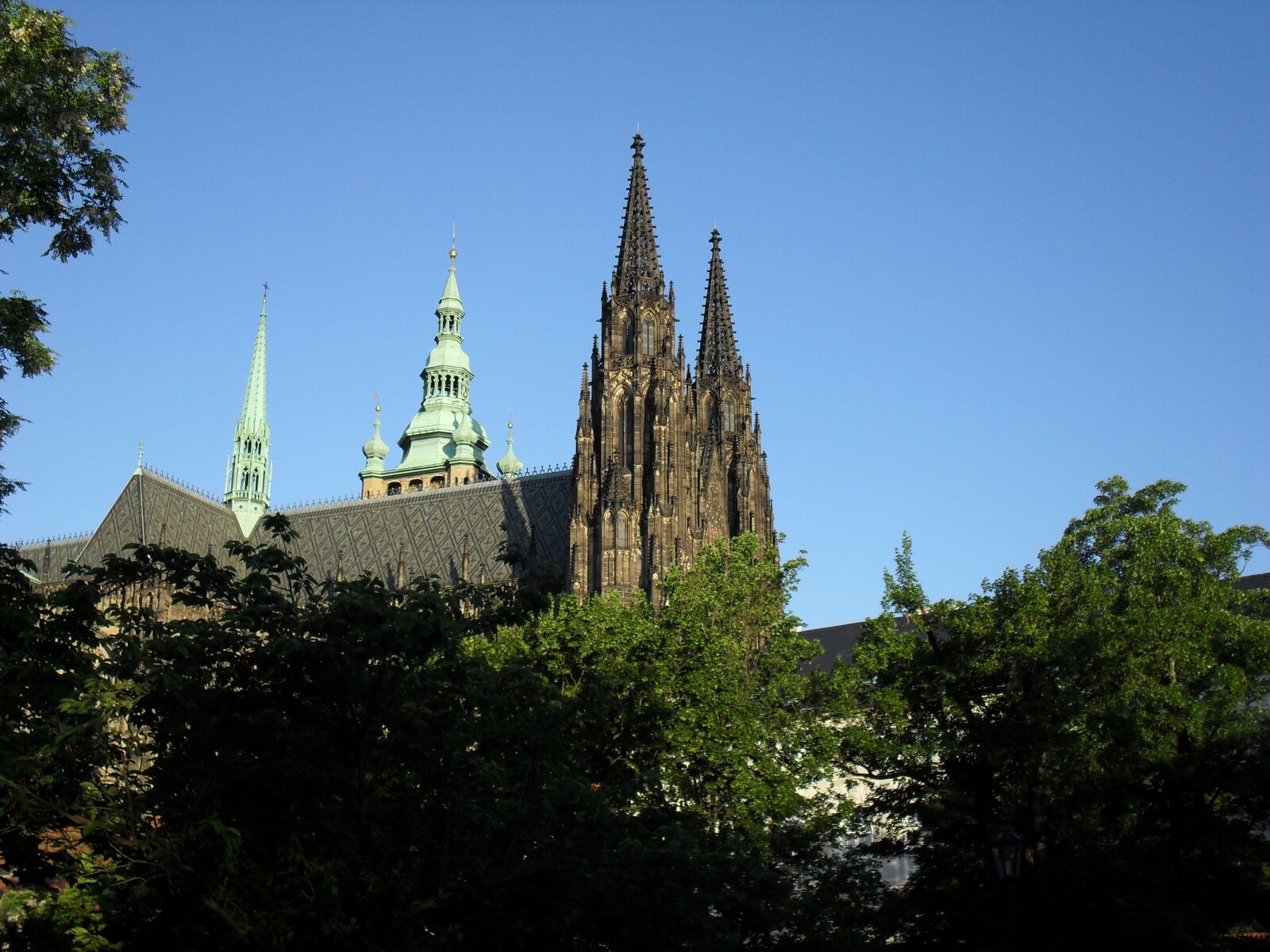 Samsung ES55,ES57 / VLUU ES55 /  SL102 sample photo. Prague, church, czech republic photography