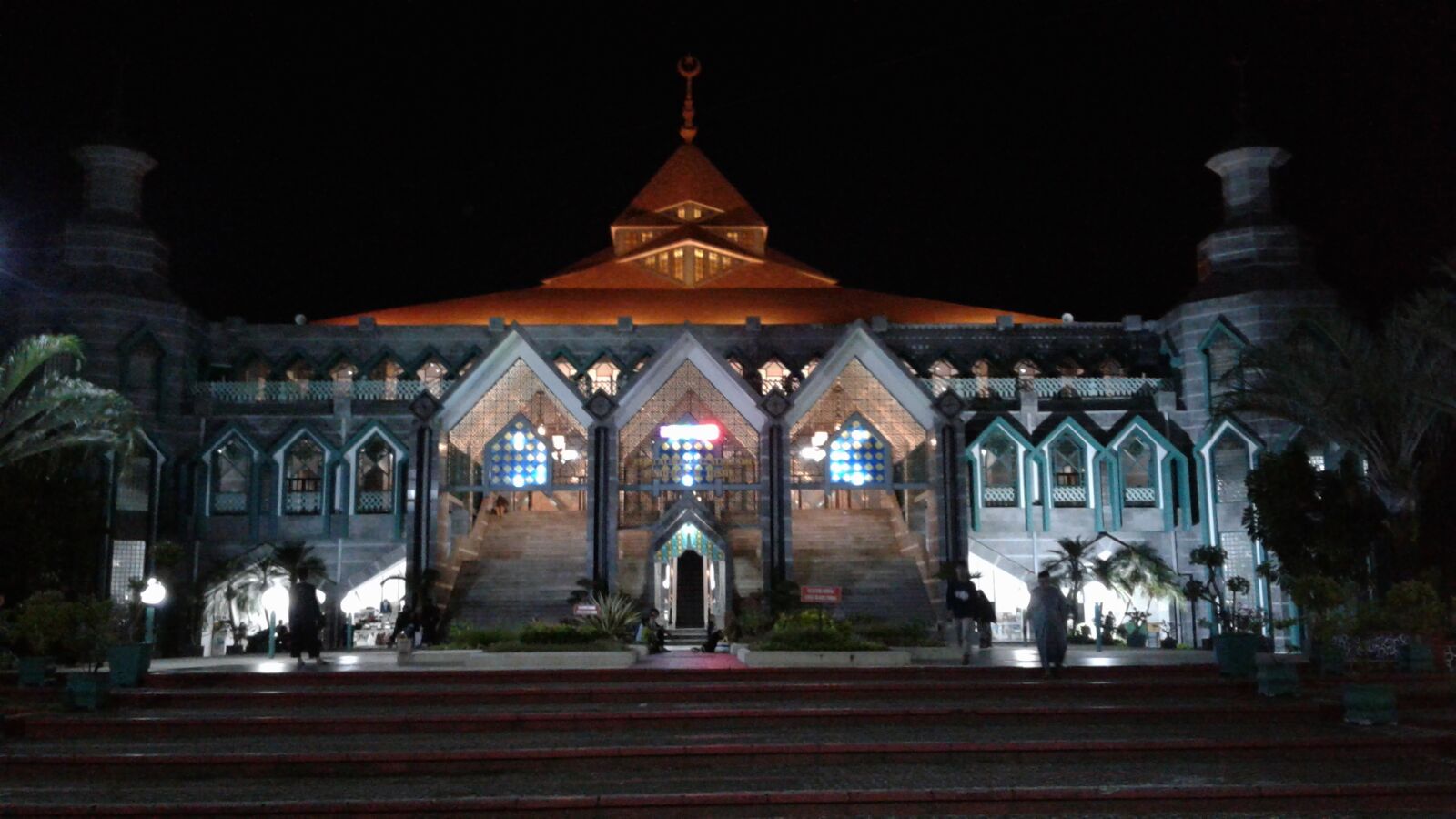 Samsung Galaxy J1(2016) sample photo. Mosque, the atmosphere of photography