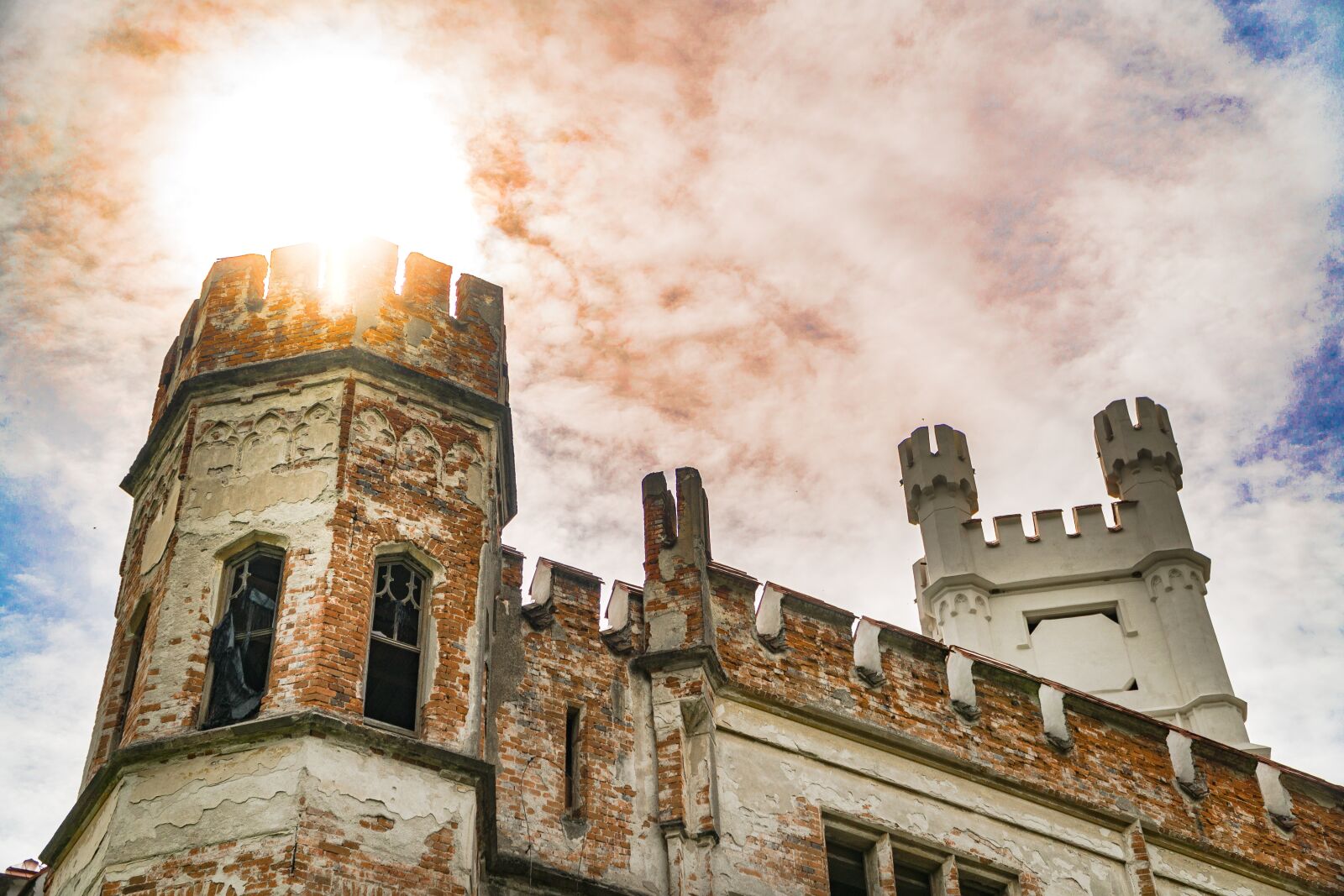 Sony a6000 + Sony E PZ 18-105mm F4 G OSS sample photo. Cesky rudolec, castle, historical photography