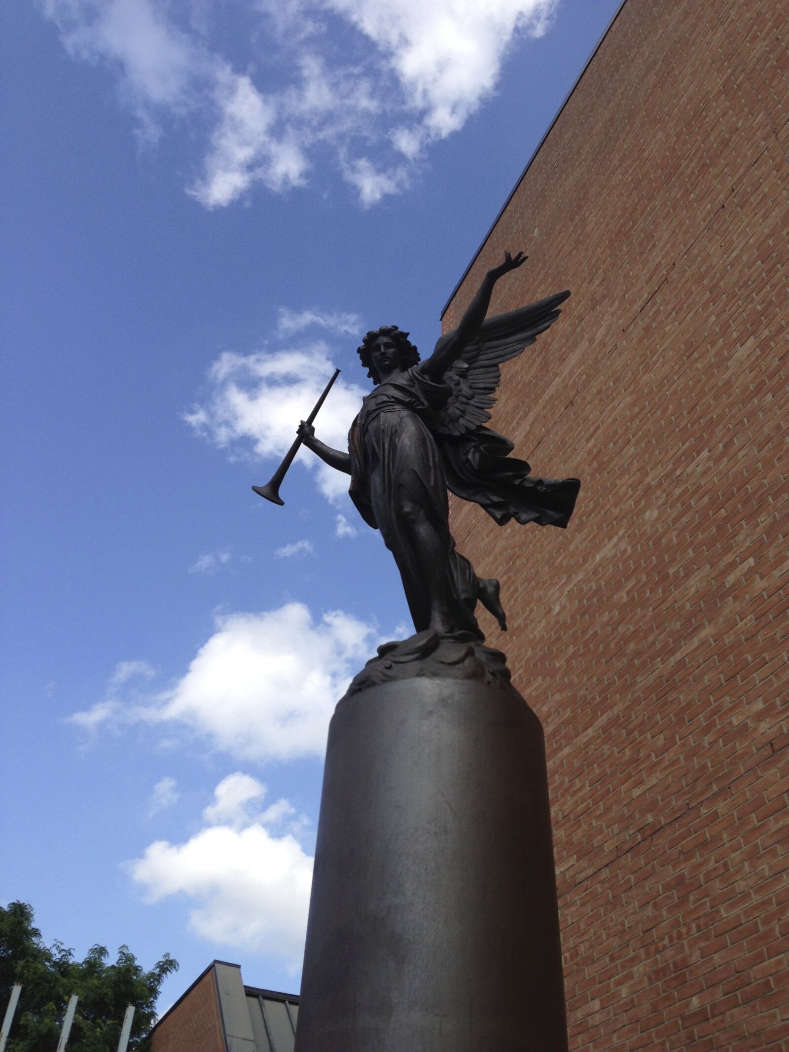 Apple iPhone 5 sample photo. Statue, ottawa, canada photography