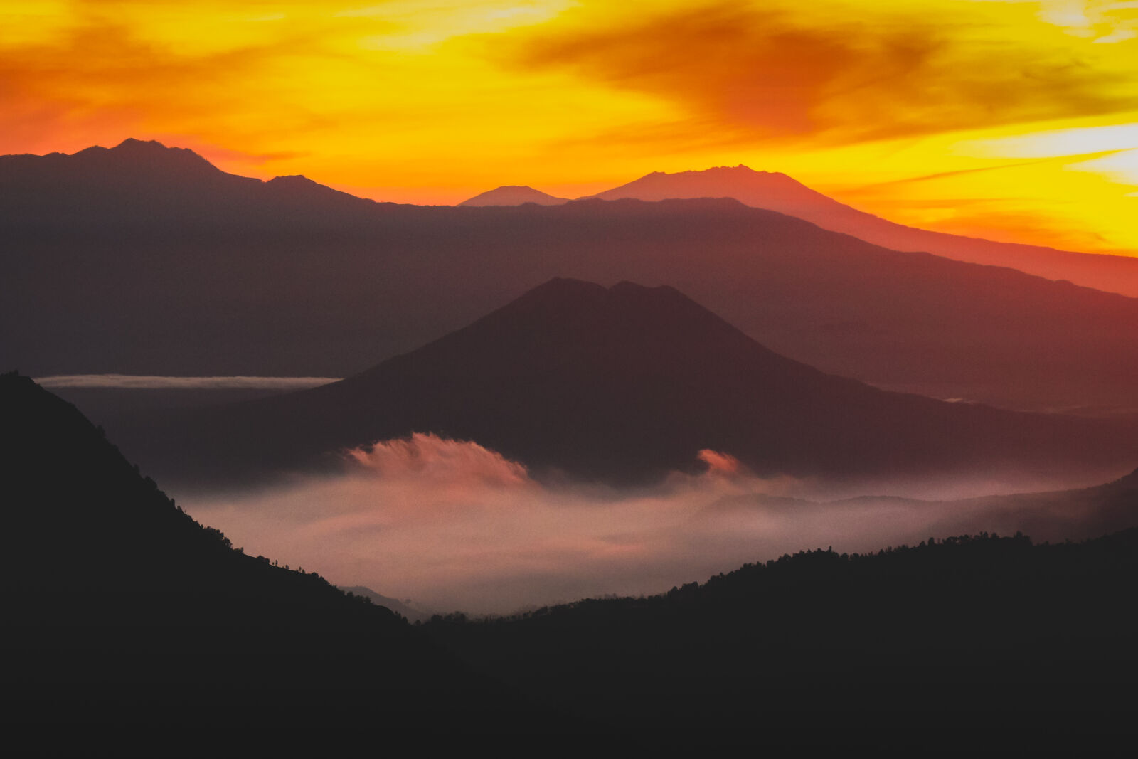 Canon EF-S 55-250mm F4-5.6 IS sample photo. Ridges - east java photography