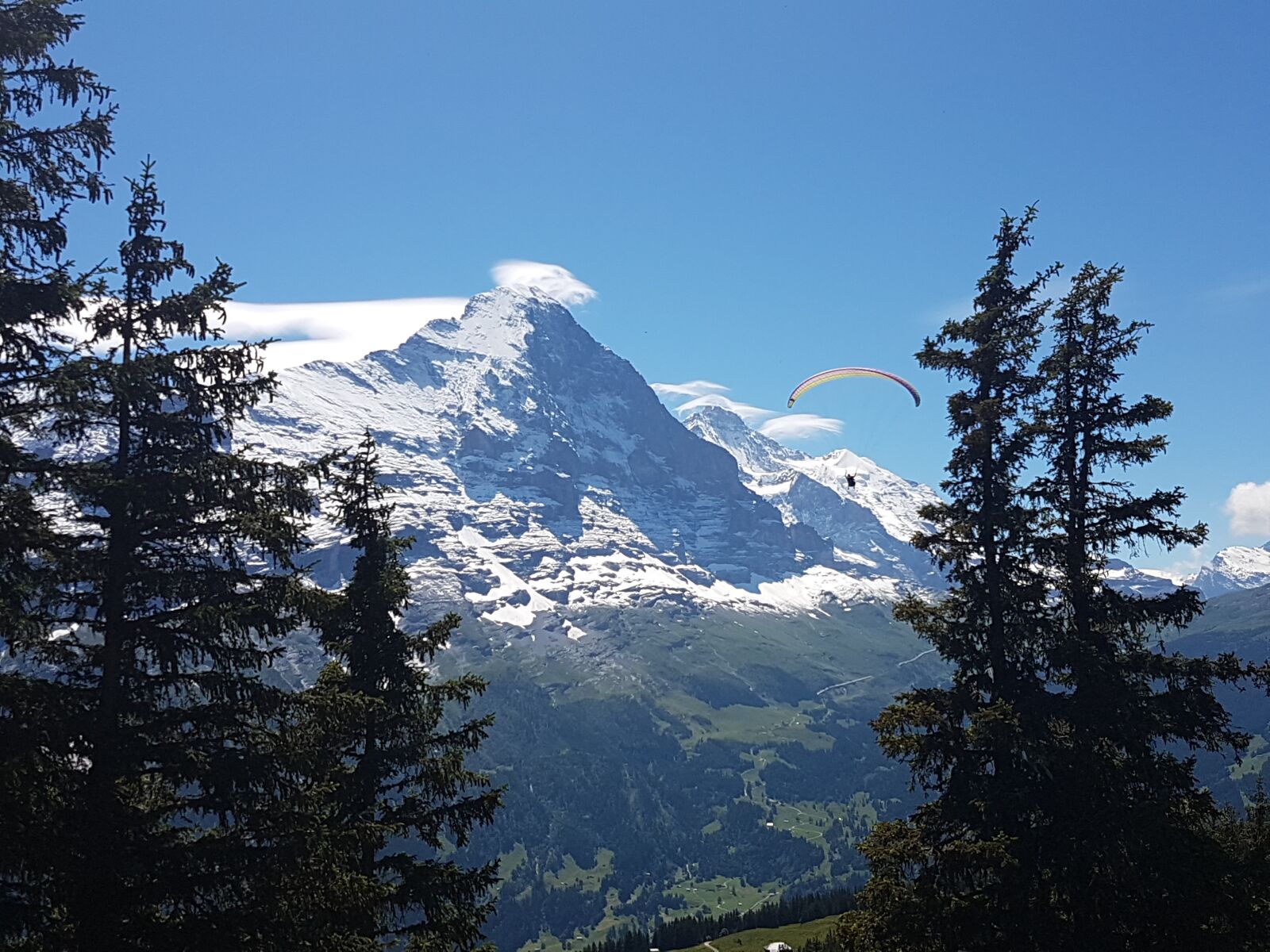 Samsung Galaxy S7 sample photo. Paragliding, eiger north face photography