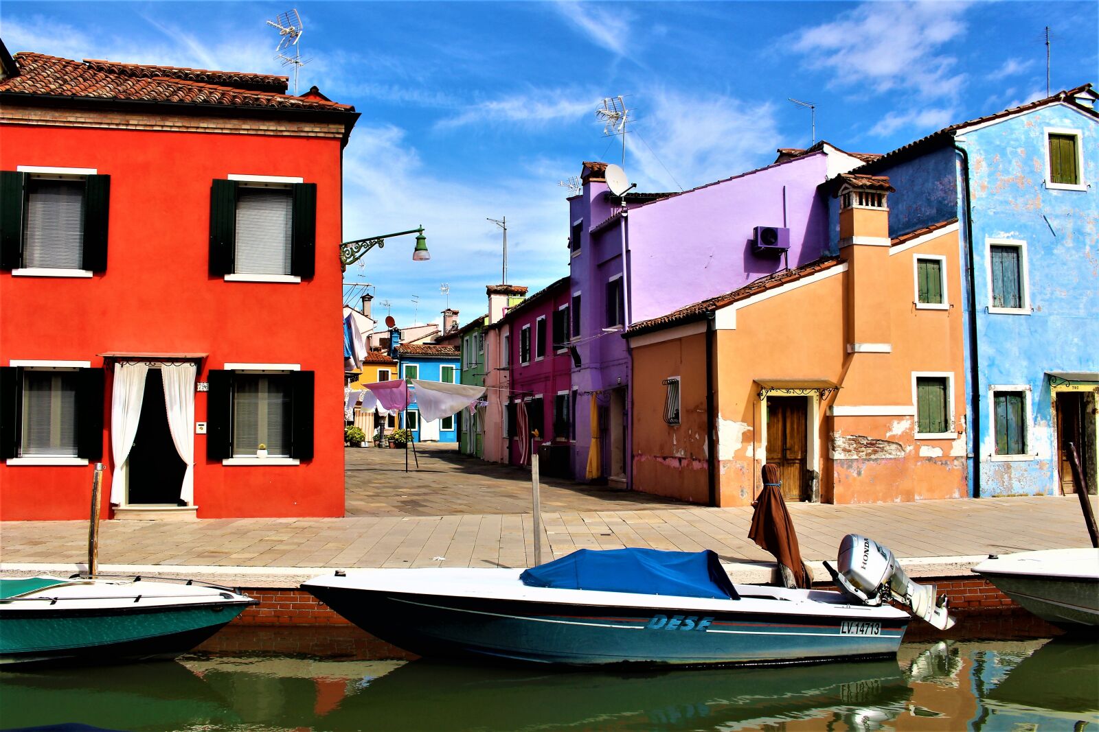 Canon EOS 700D (EOS Rebel T5i / EOS Kiss X7i) sample photo. Venice, burano, channel photography