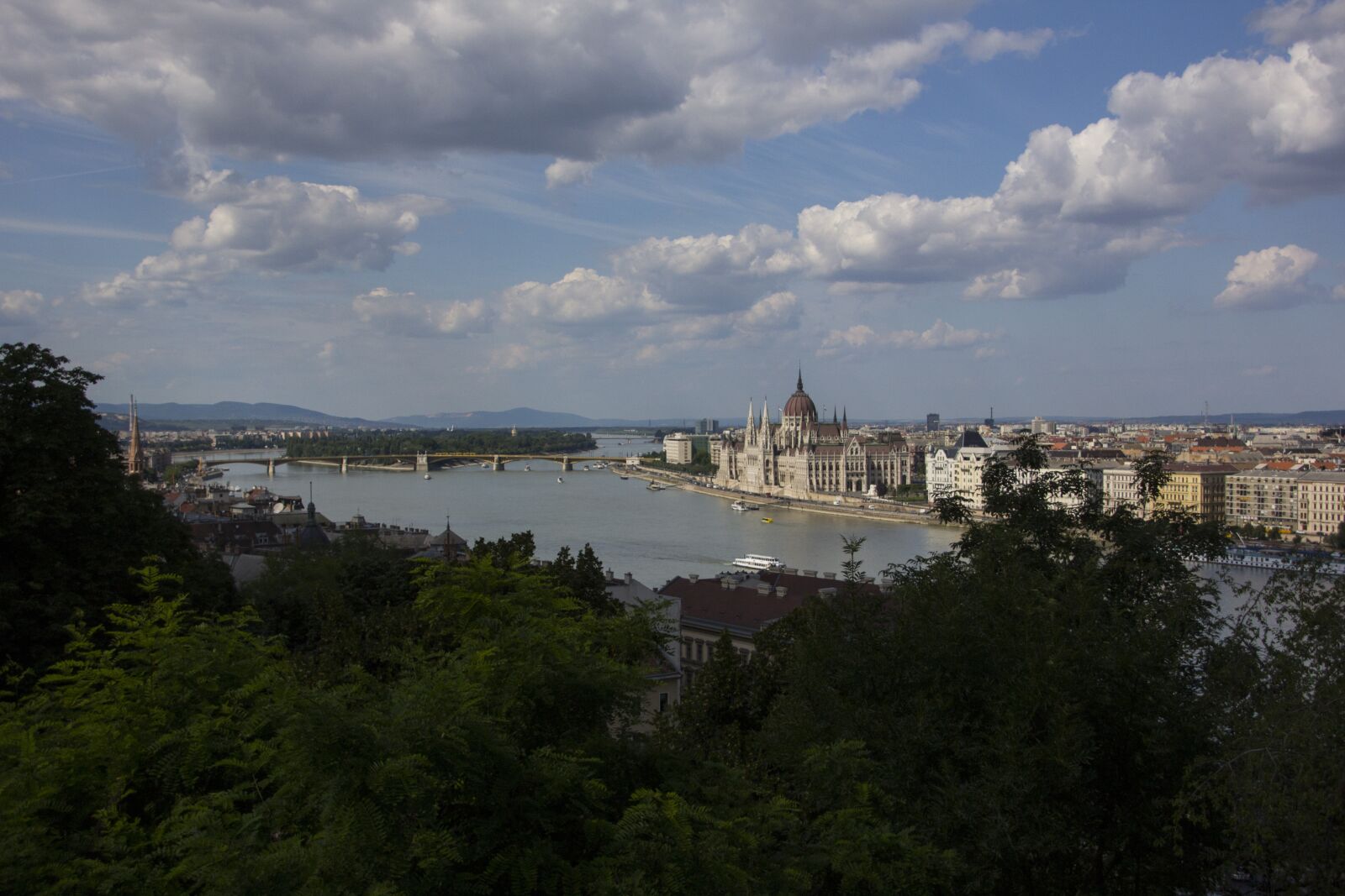 Canon EOS 60D sample photo. Hungary, budapest, parliament photography