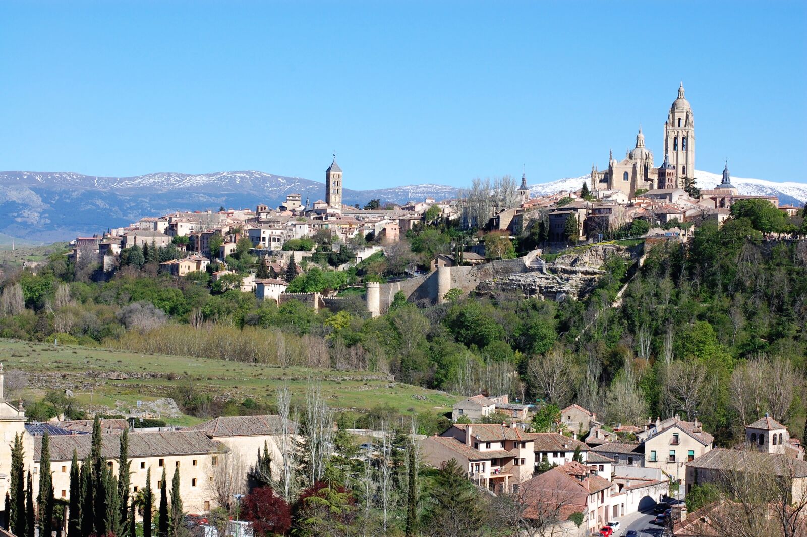 Nikon D40 sample photo. Segovia, cathedral, monument photography