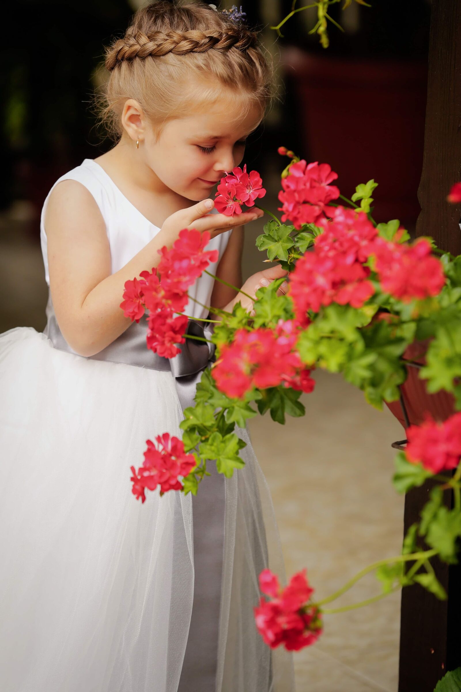 Canon EOS 5D Mark III sample photo. Girl, pretty, child, nose photography