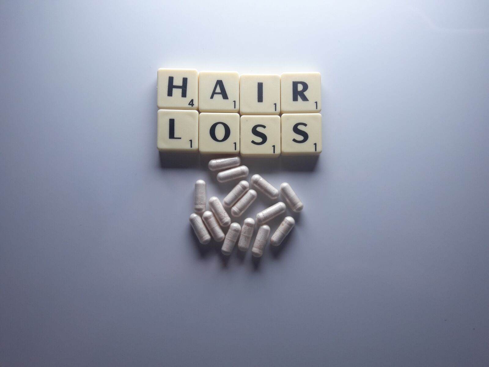 Samsung Galaxy J7 Neo sample photo. Hair loss, capsules, pills photography