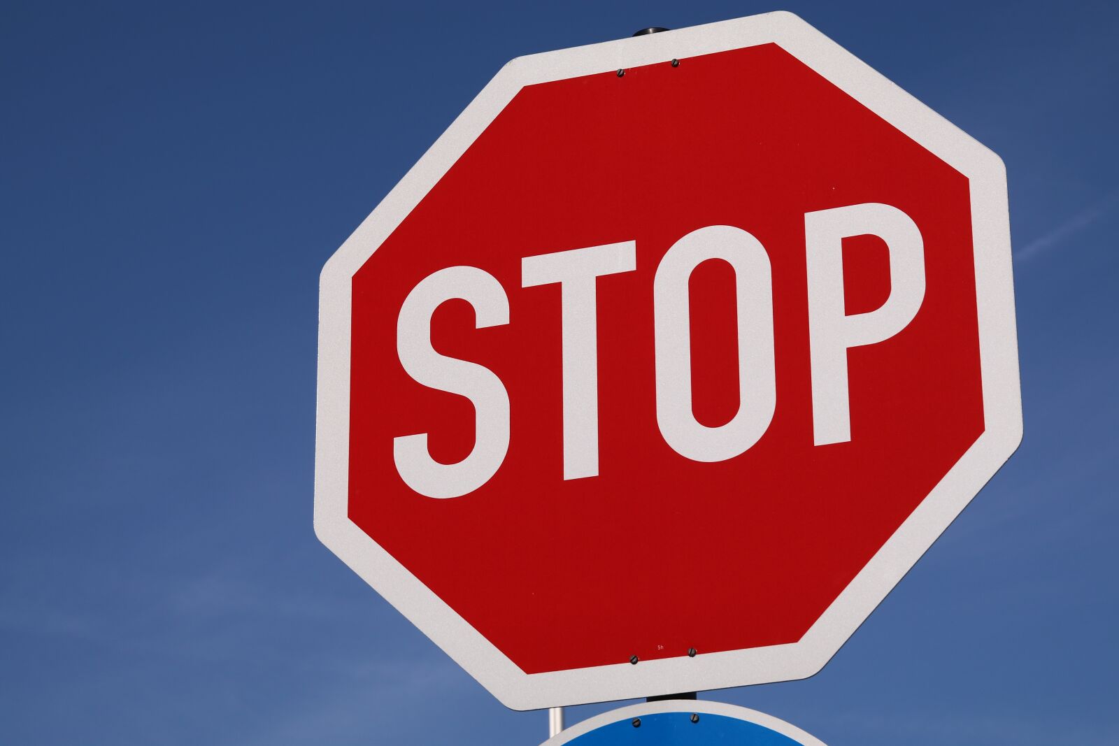 Canon EOS 80D sample photo. Stop, shield, road sign photography
