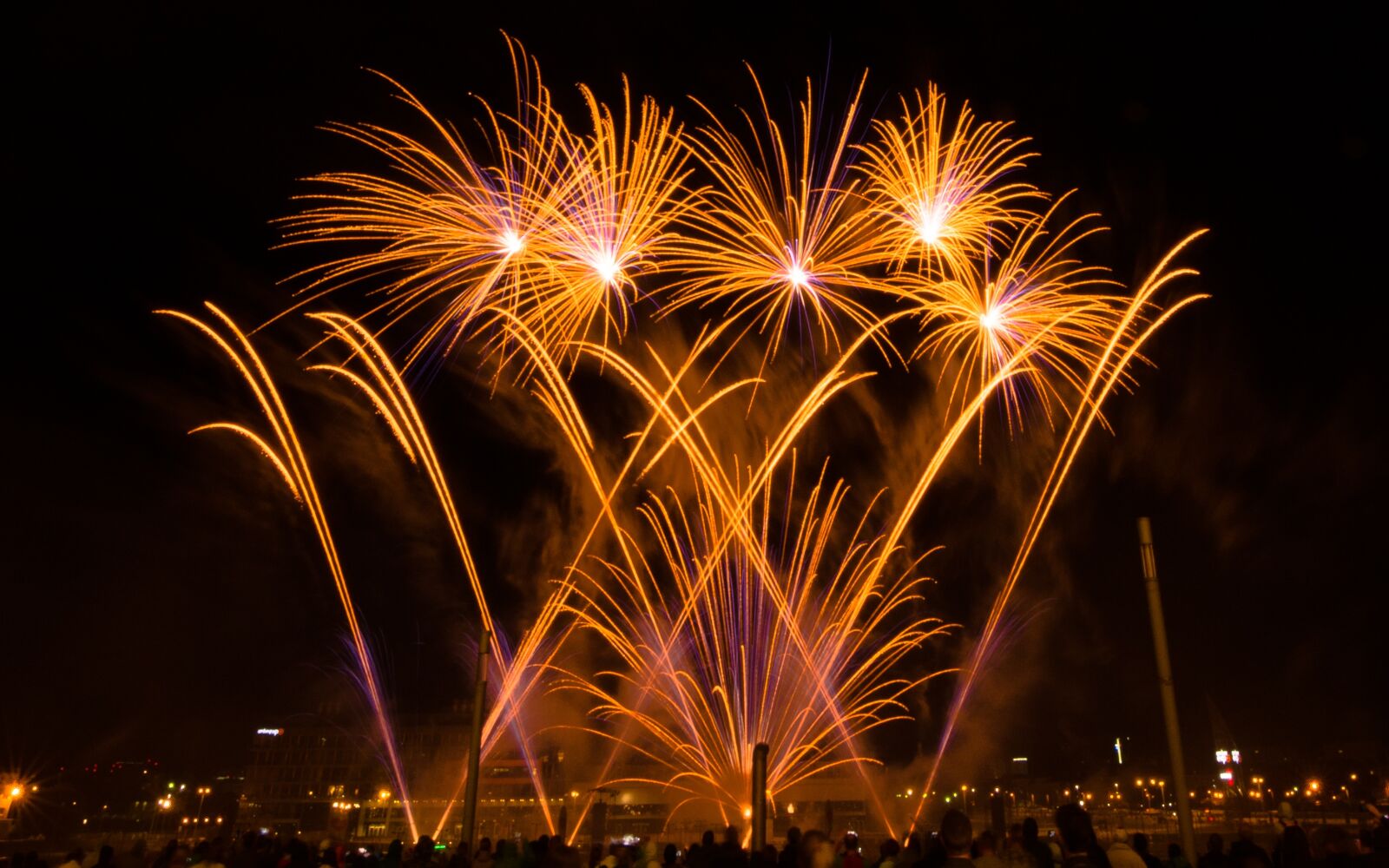 Tokina AT-X Pro 11-16mm F2.8 DX II sample photo. Artificial, fires, new year's photography