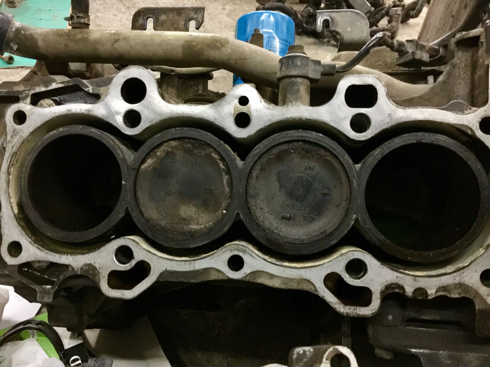 iPhone 6 Plus back camera 4.15mm f/2.2 sample photo. The engine, piston, vehicle photography
