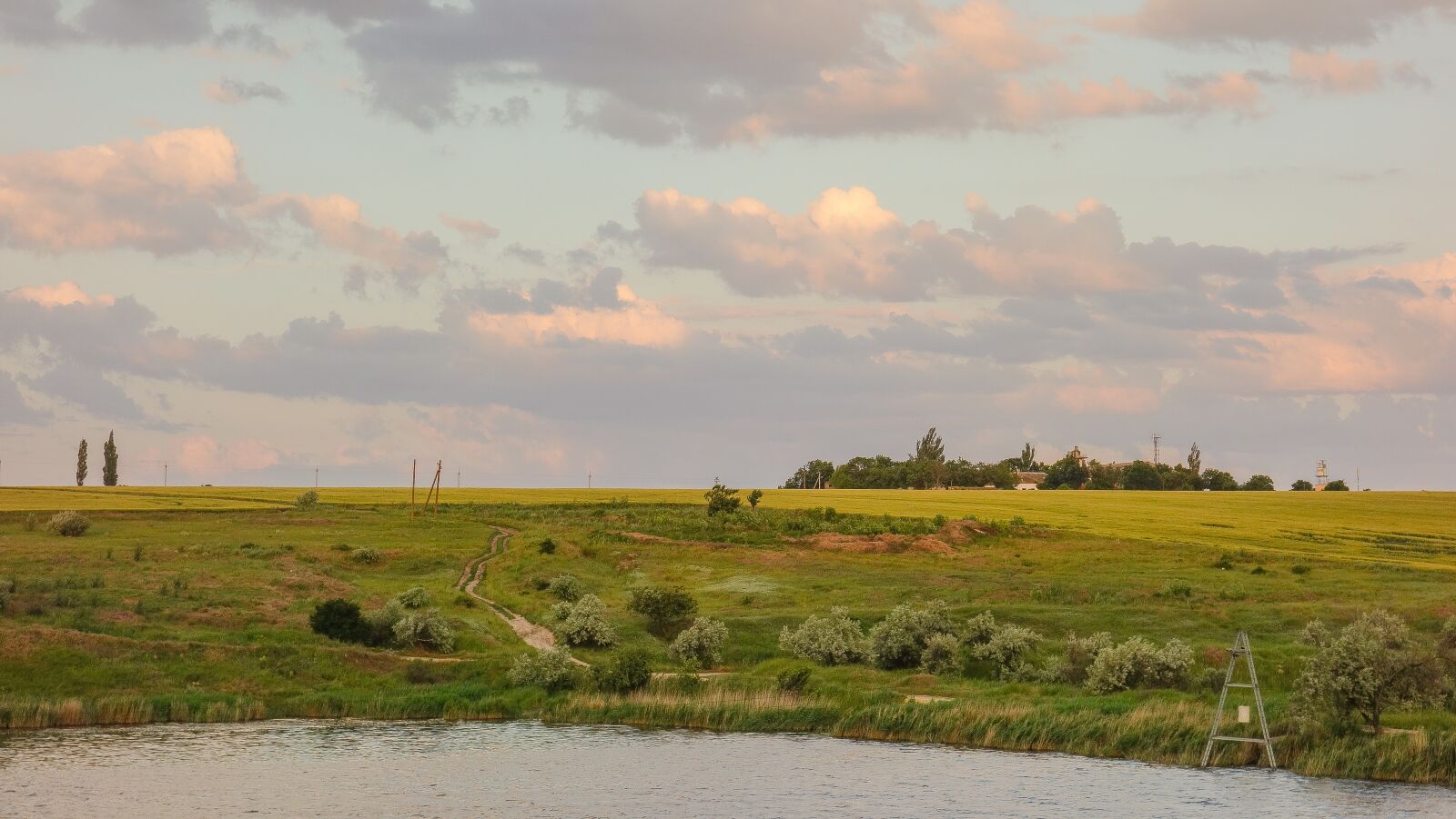 Sony Cyber-shot DSC-RX100 sample photo. Field, lake, landscape photography