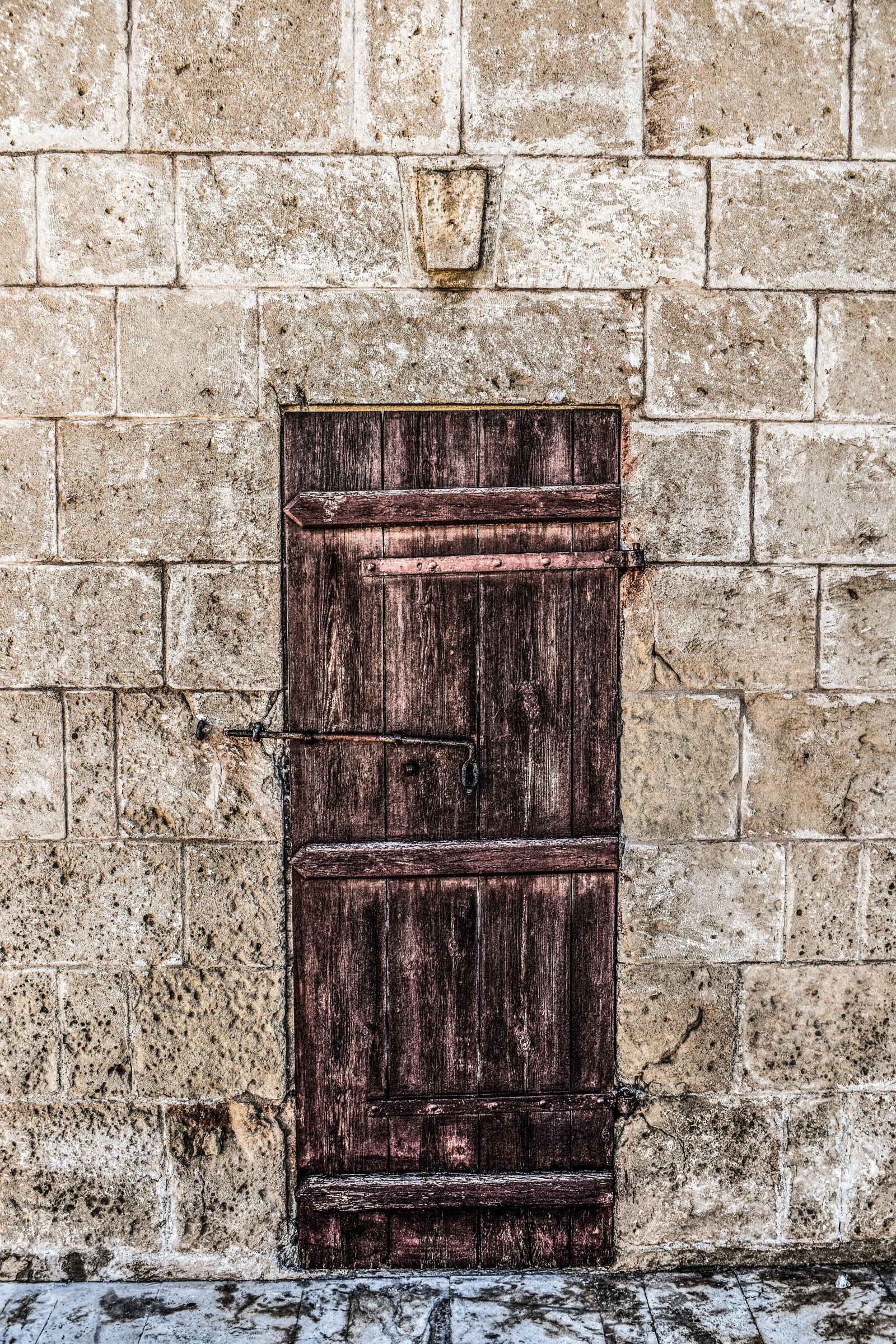 Nikon D3300 sample photo. Door, weathered, aged photography