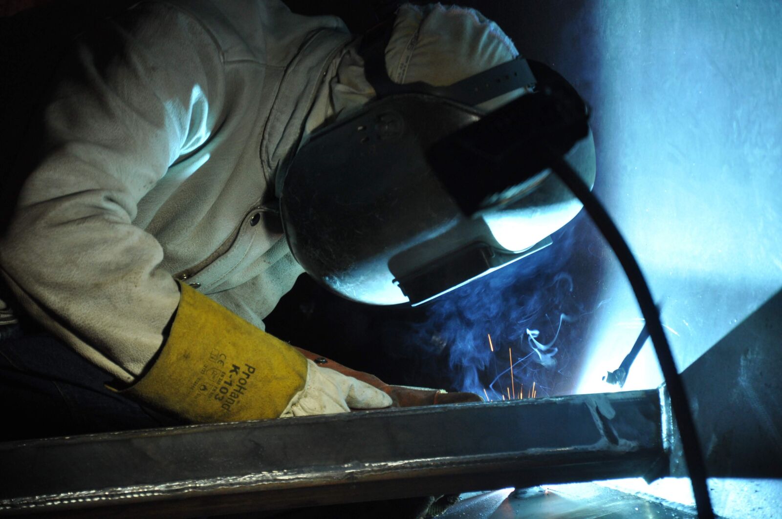 Nikon D90 sample photo. Welder, welding, i photography